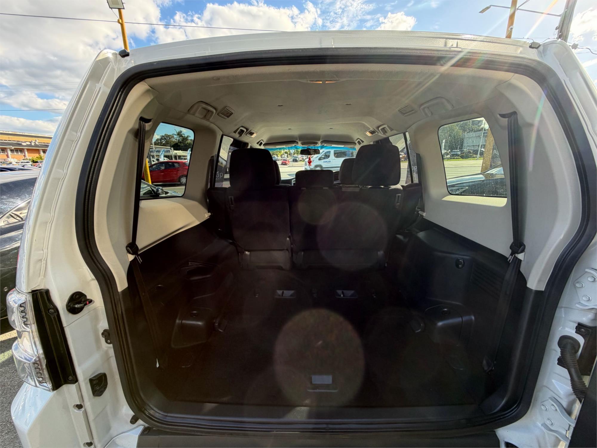 
								2016 MITSUBISHI PAJERO GLX LWB (4×4) full									