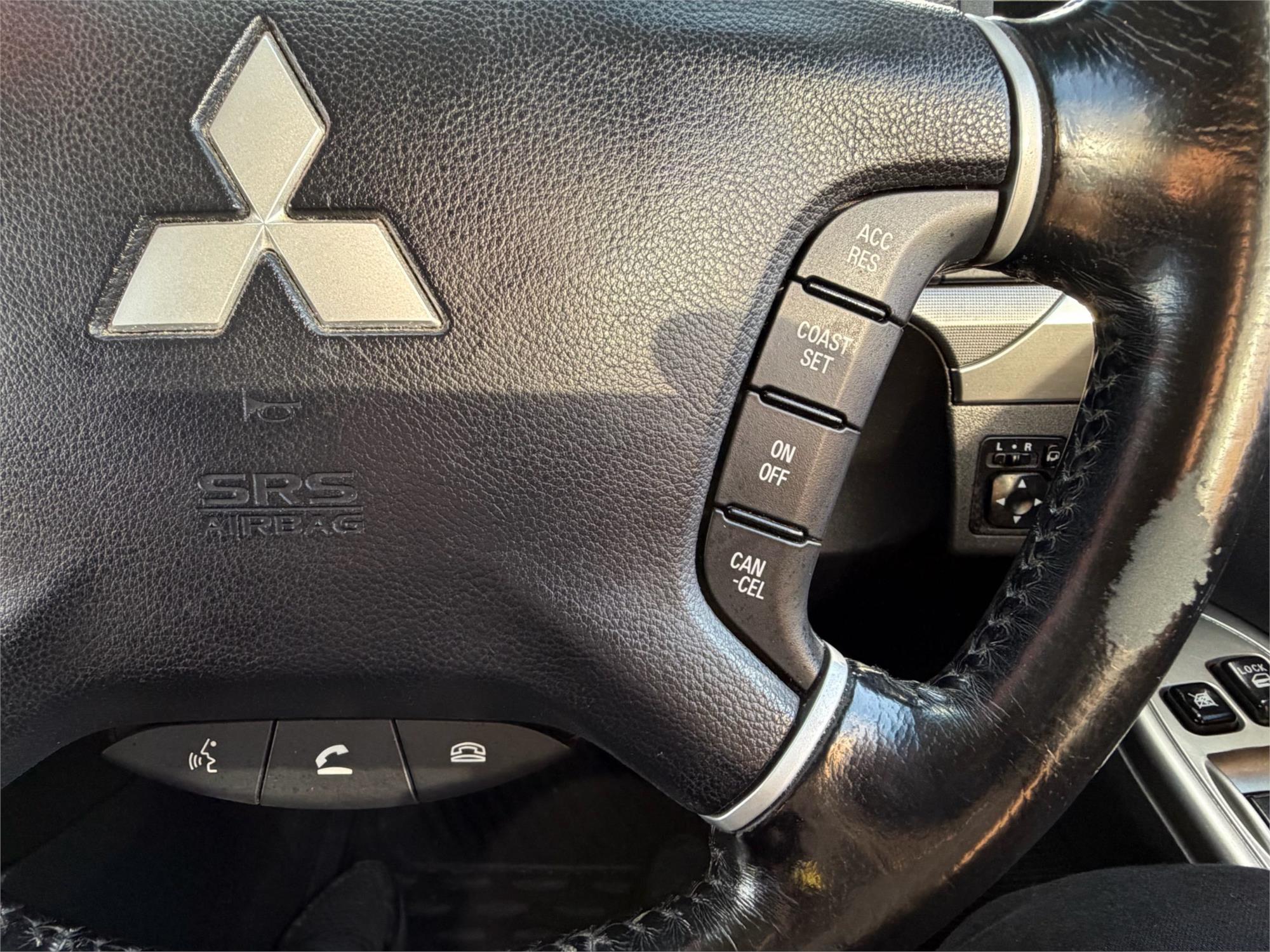 
								2016 MITSUBISHI PAJERO GLX LWB (4×4) full									