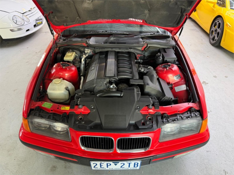 
								BMW 3 Series Convertible 325i E36 (1994) full									