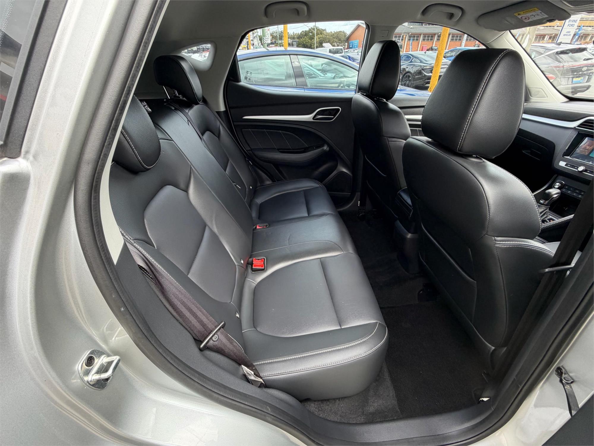 
								2023 MG ZS EXCITE full									