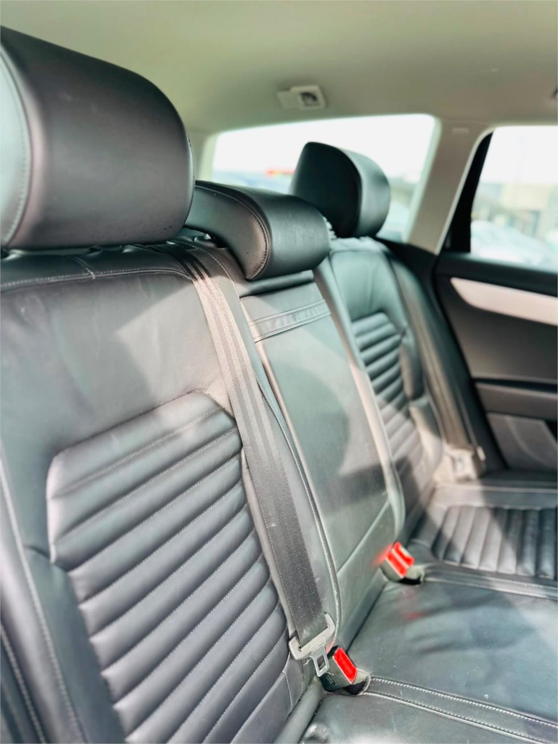 
								2013 VOLKSWAGEN PASSAT 130 TDI HIGHLINE full									