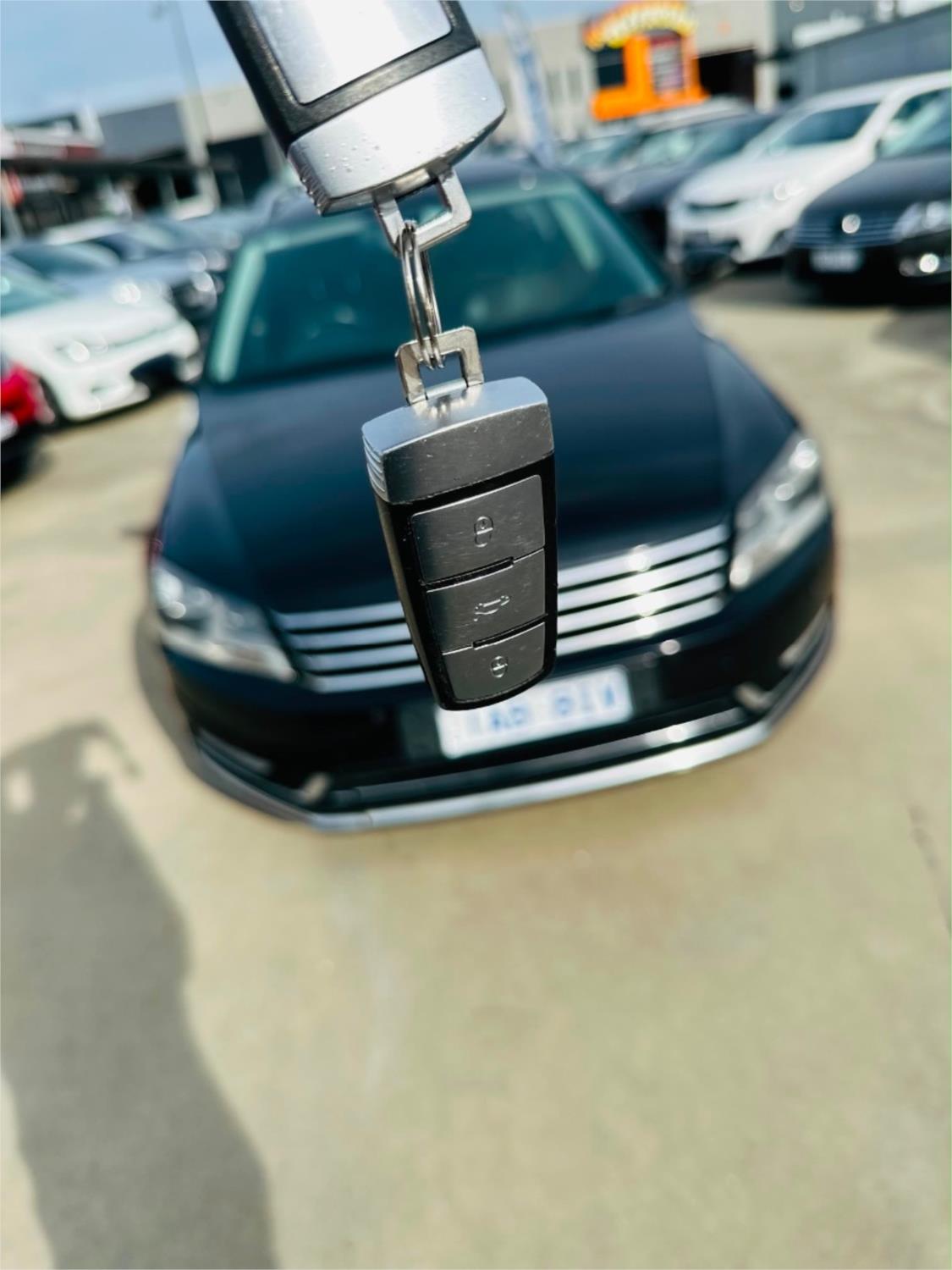 
								2013 VOLKSWAGEN PASSAT 130 TDI HIGHLINE full									