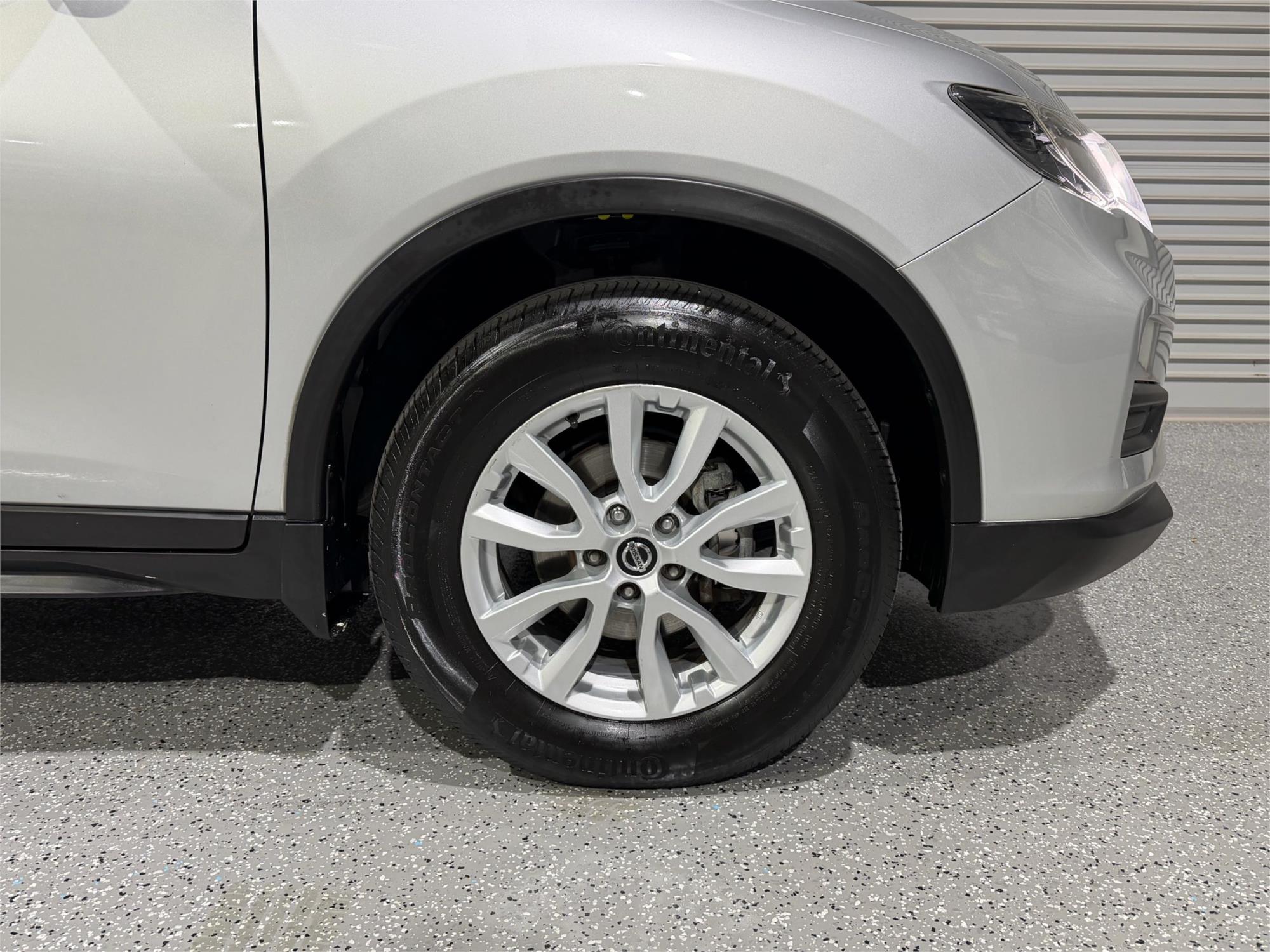 
								2022 Nissan X-TRAIL ST full									