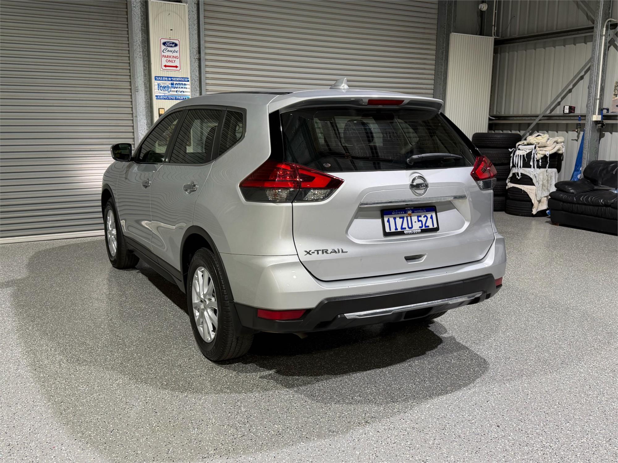 
								2022 Nissan X-TRAIL ST full									