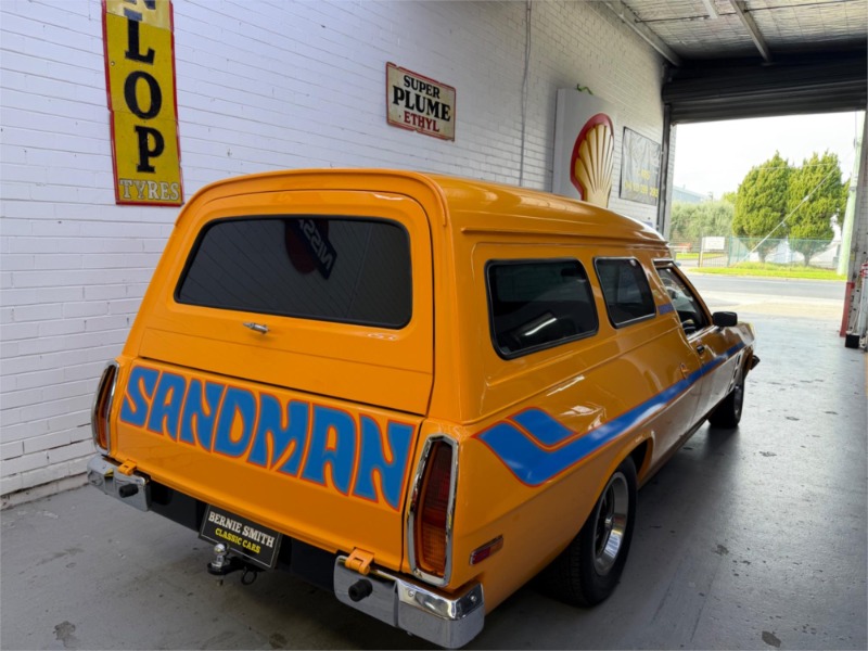 
								Holden Sandman Van HX (1976) full									