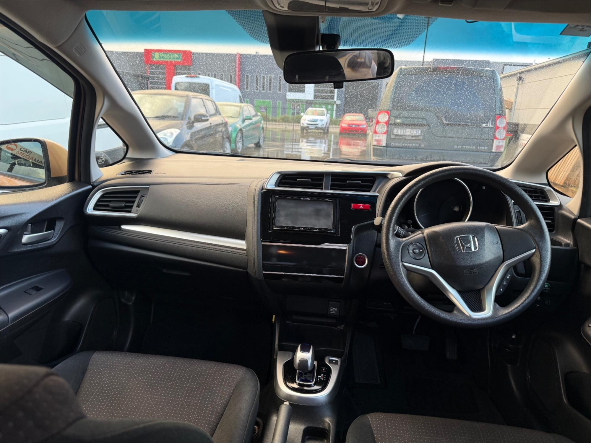 
								2014 HONDA FIT (HYBRID) full									