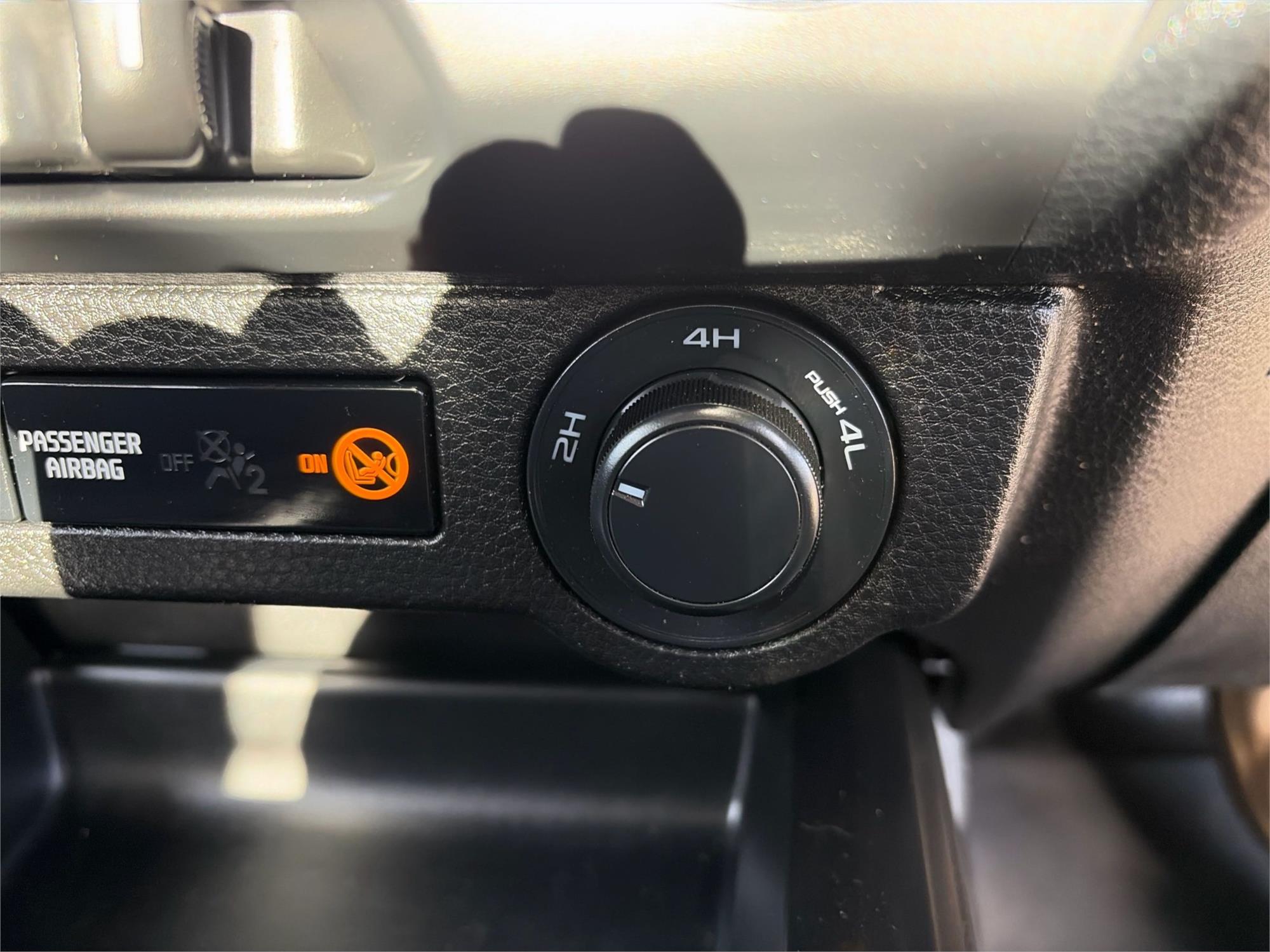 
								2022 Isuzu D-MAX SX full									