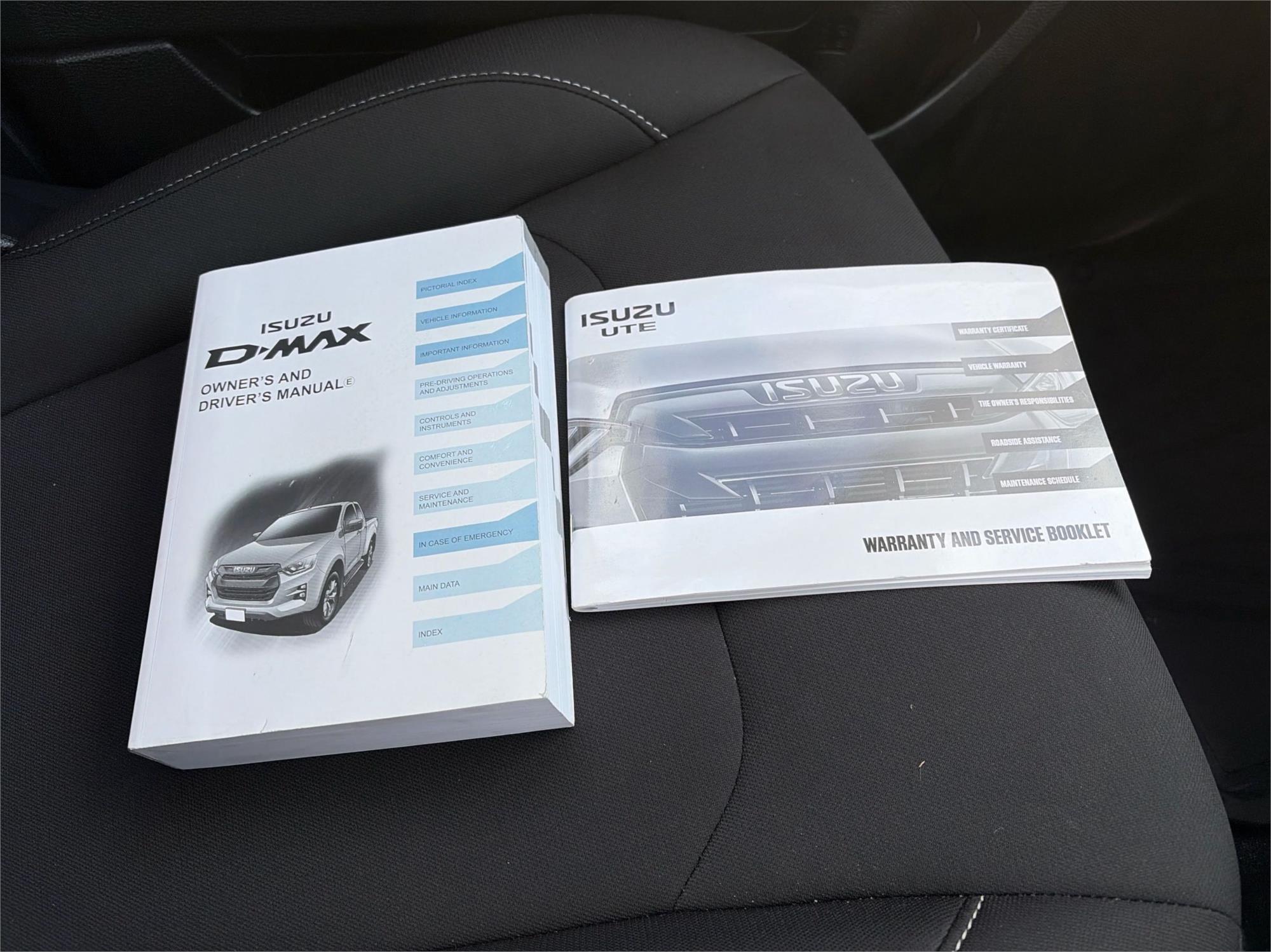 
								2022 Isuzu D-MAX SX full									