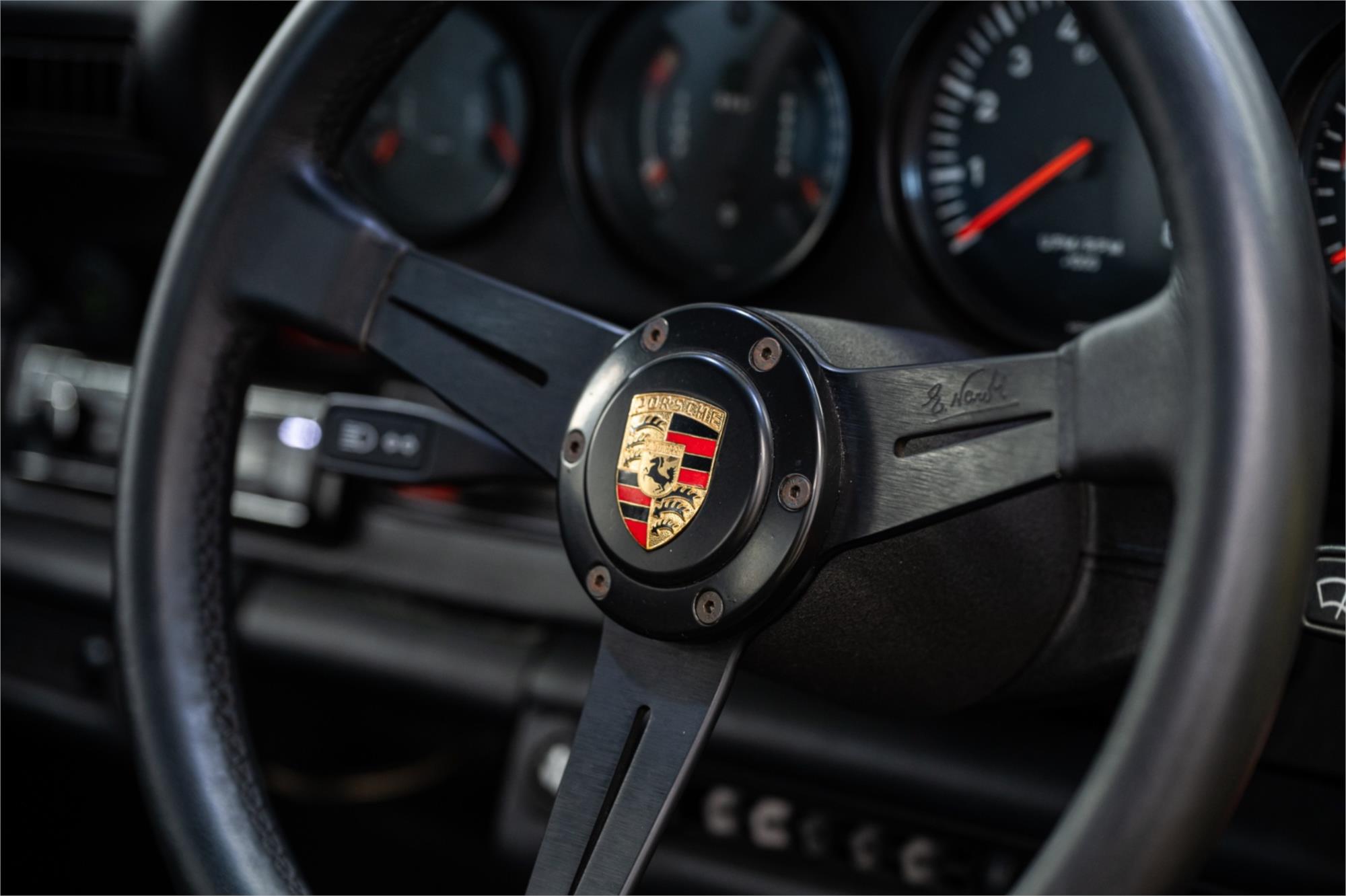
								1977 PORSCHE 911 2.7 full									