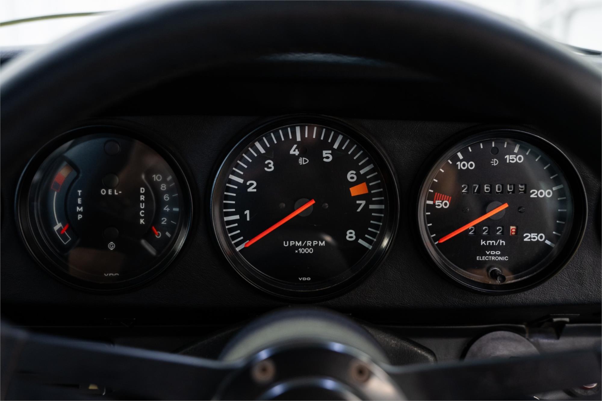 
								1977 PORSCHE 911 2.7 full									