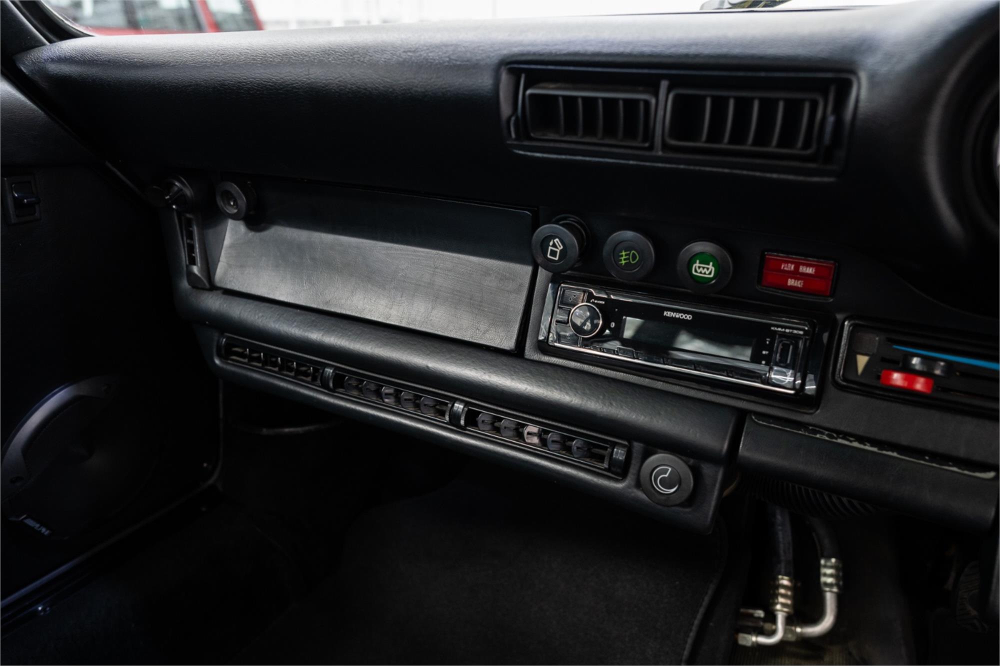 
								1977 PORSCHE 911 2.7 full									