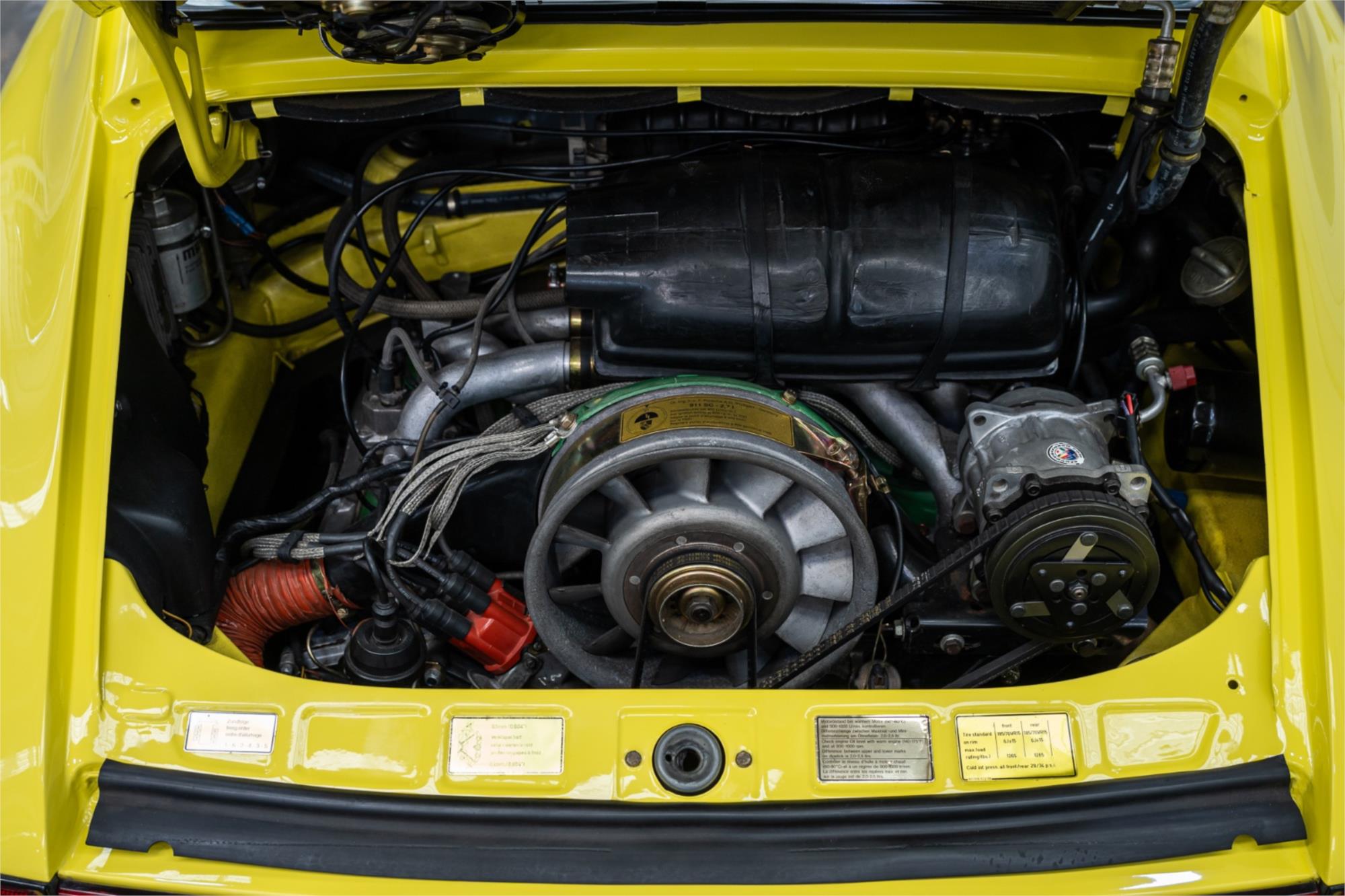 
								1977 PORSCHE 911 2.7 full									