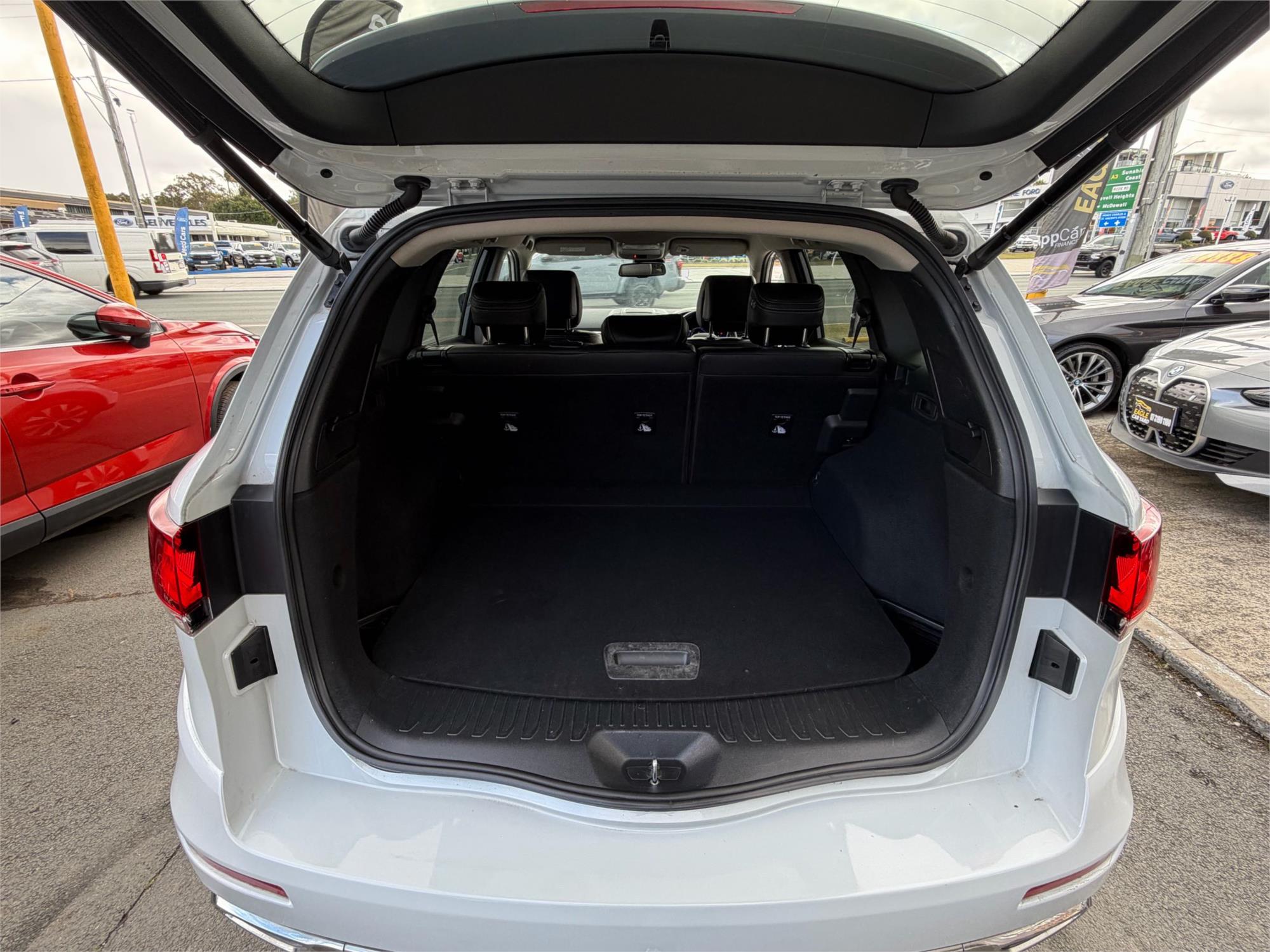 
								2023 RENAULT KOLEOS ZEN (4×2) full									