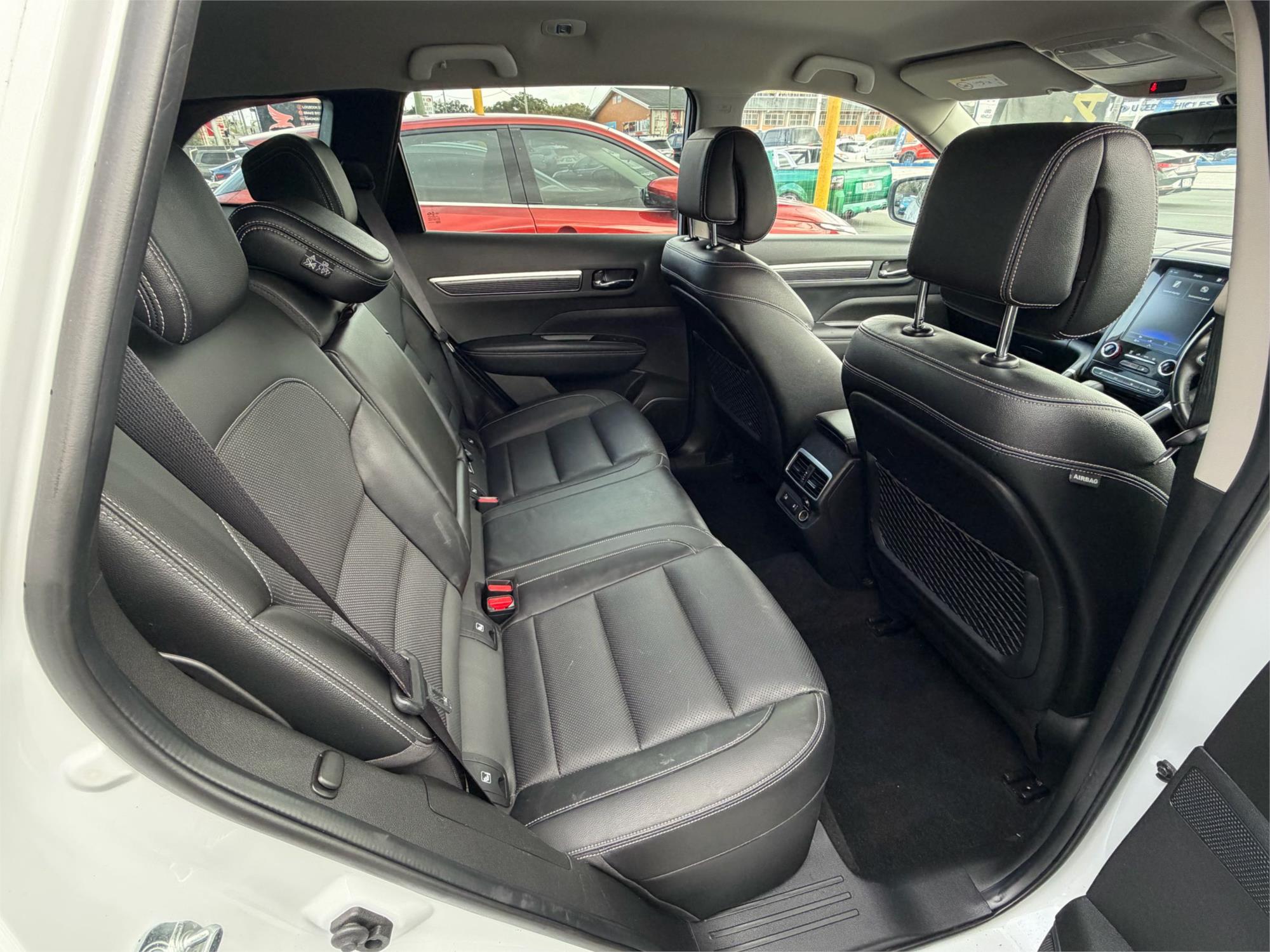 
								2023 RENAULT KOLEOS ZEN (4×2) full									