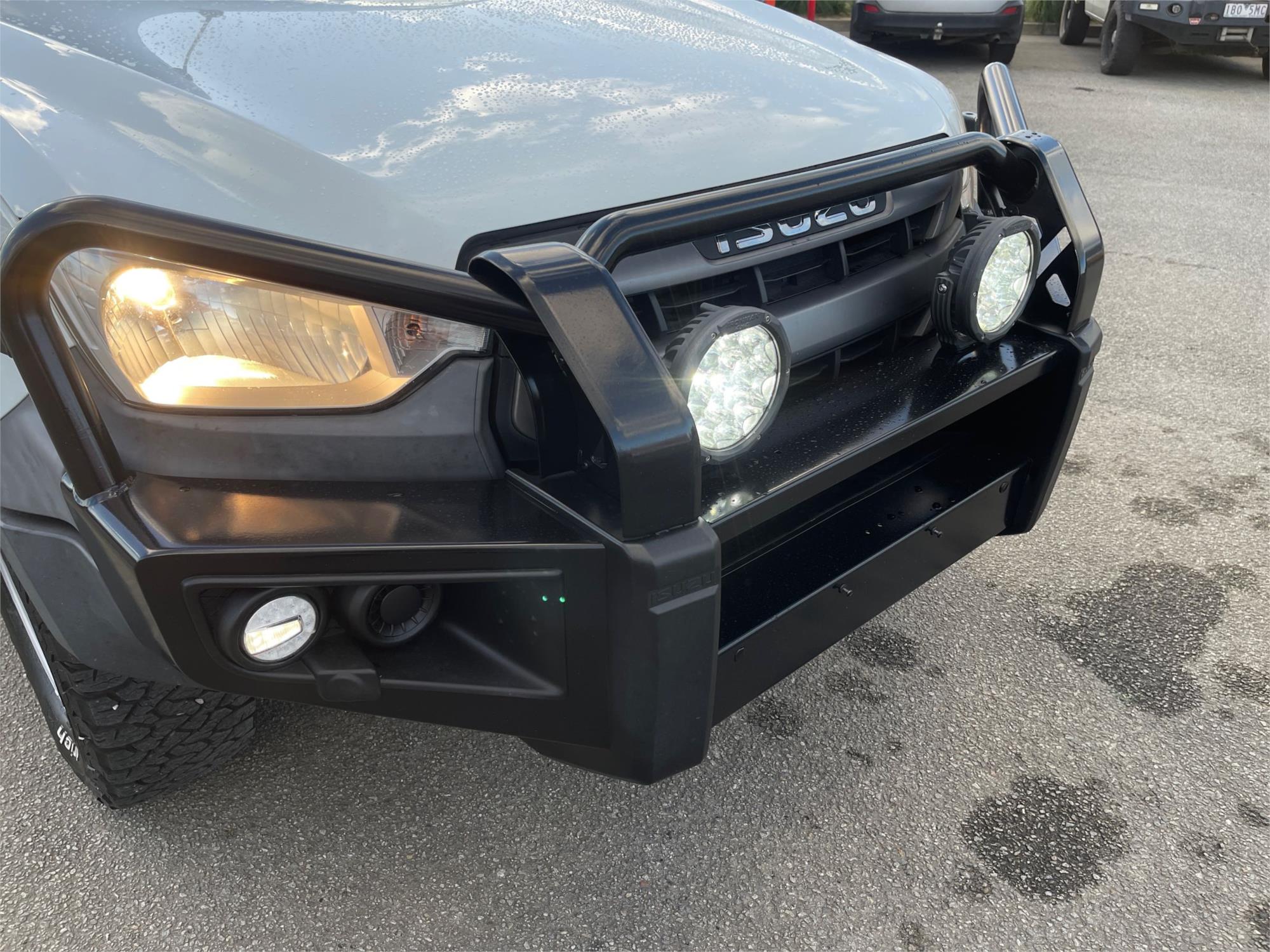 
								2021 Isuzu D-MAX SX full									