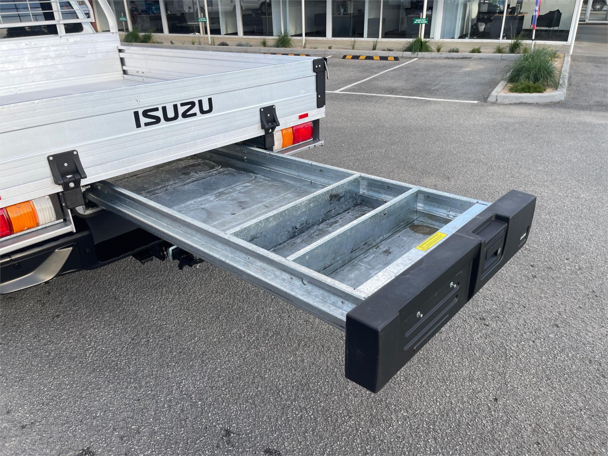 
								2021 Isuzu D-MAX SX full									