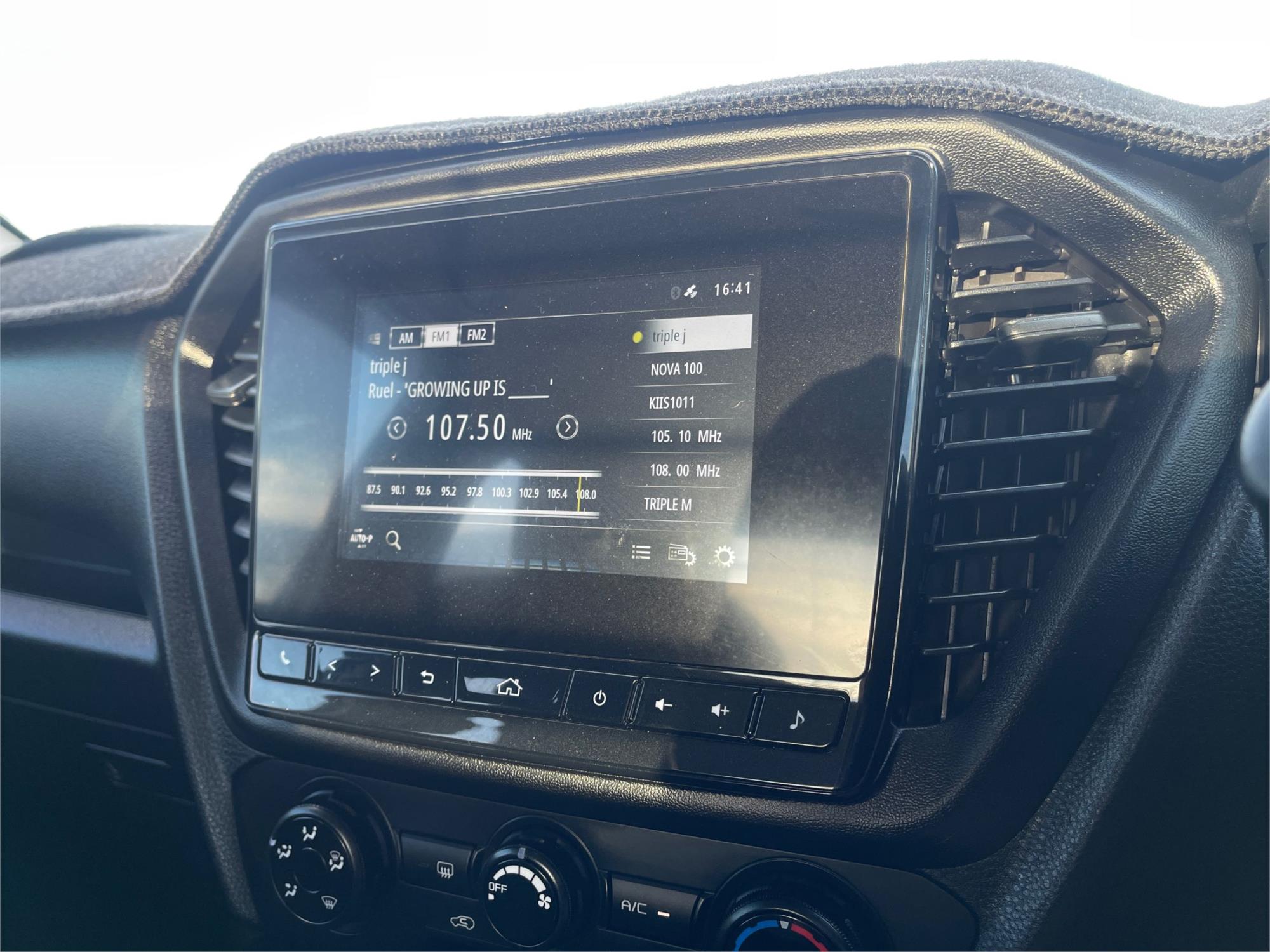 
								2021 Isuzu D-MAX SX full									