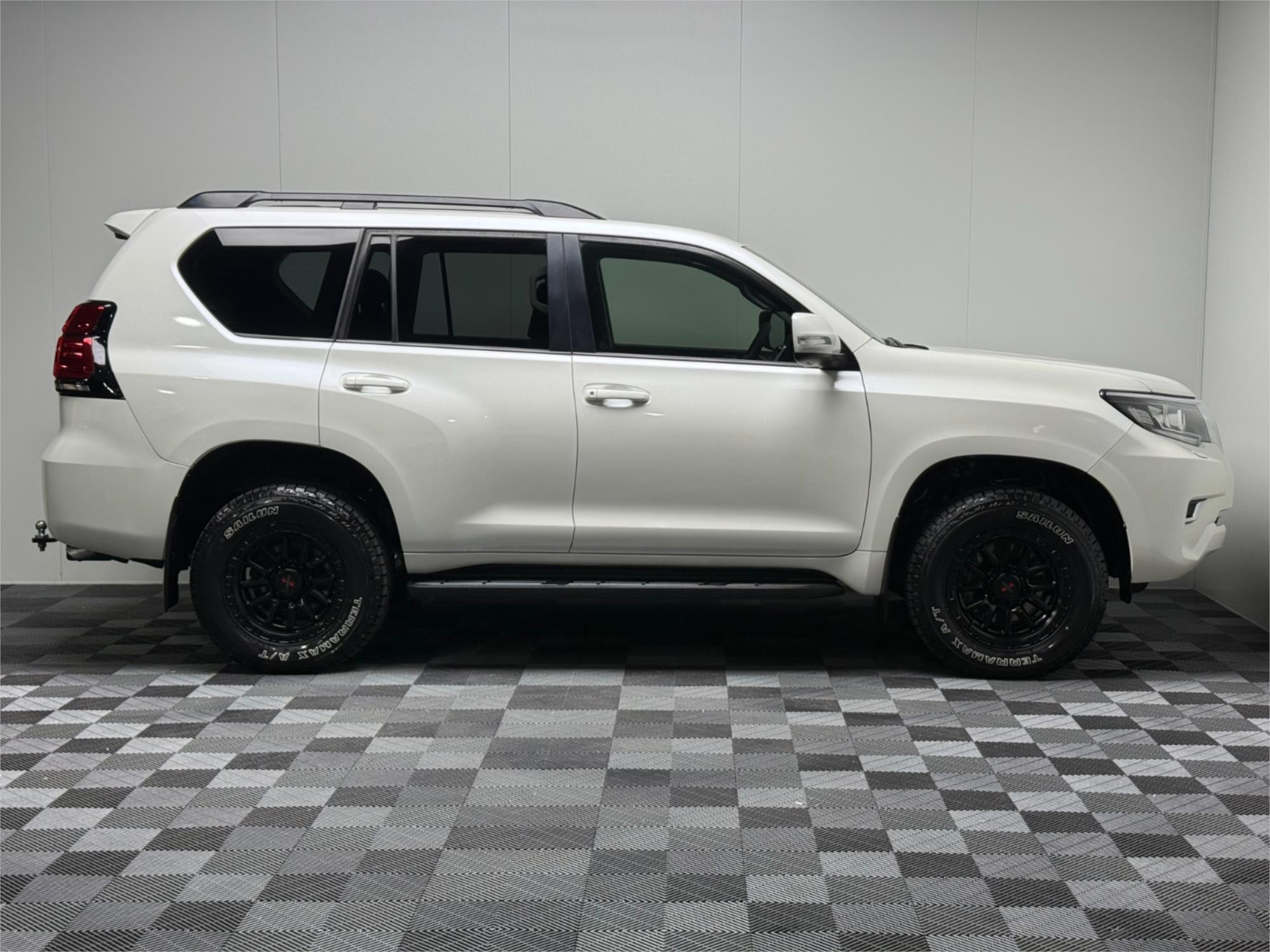 
								2019 TOYOTA LANDCRUISER PRADO GXL (4×4) full									