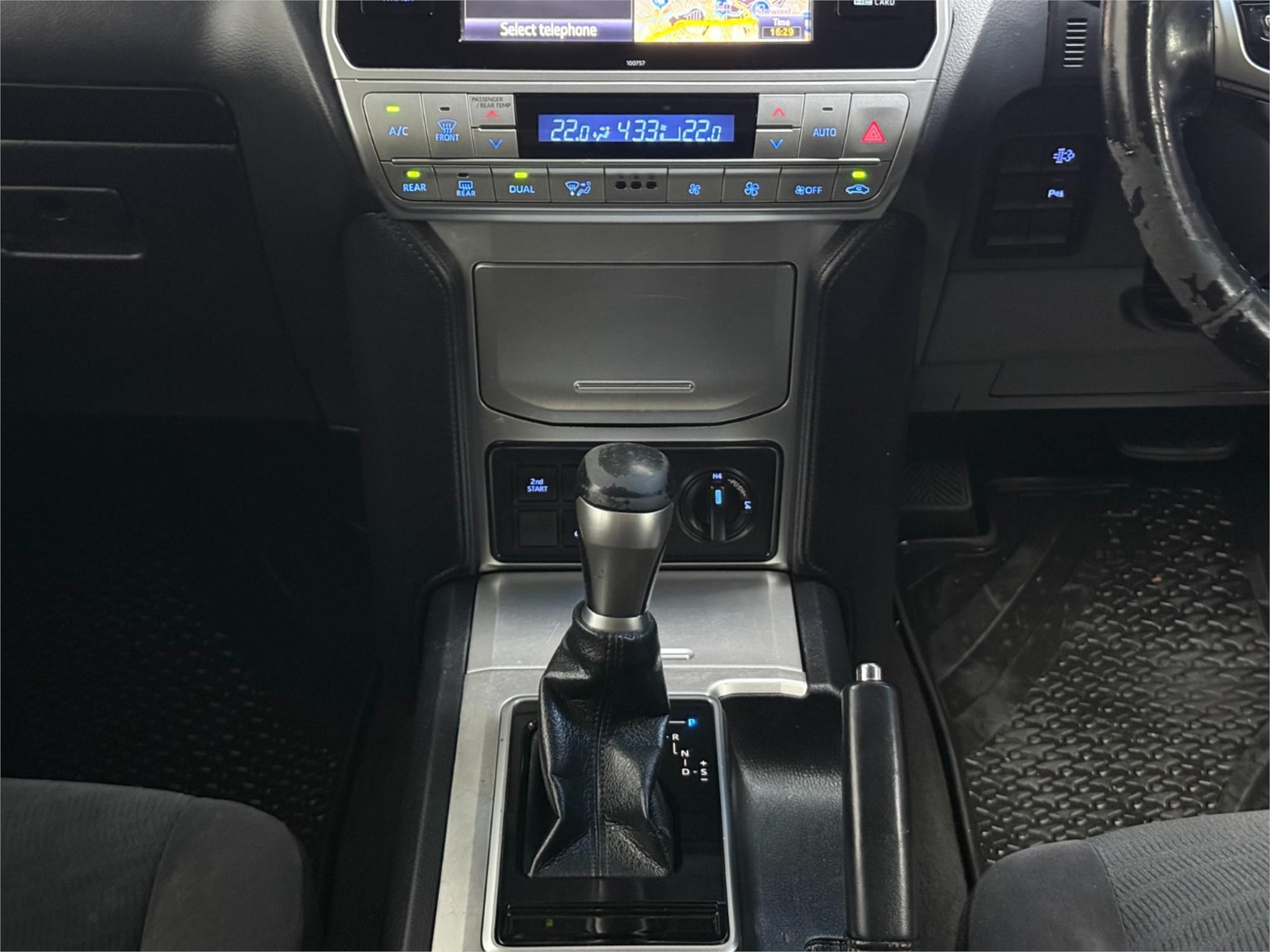
								2019 TOYOTA LANDCRUISER PRADO GXL (4×4) full									