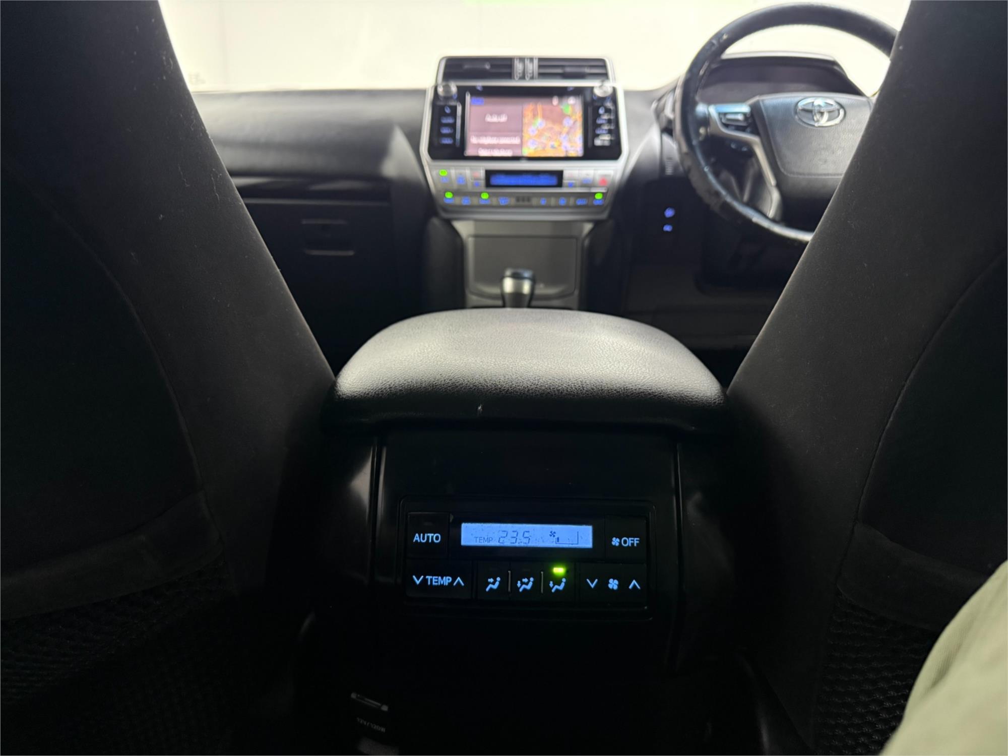 
								2019 TOYOTA LANDCRUISER PRADO GXL (4×4) full									