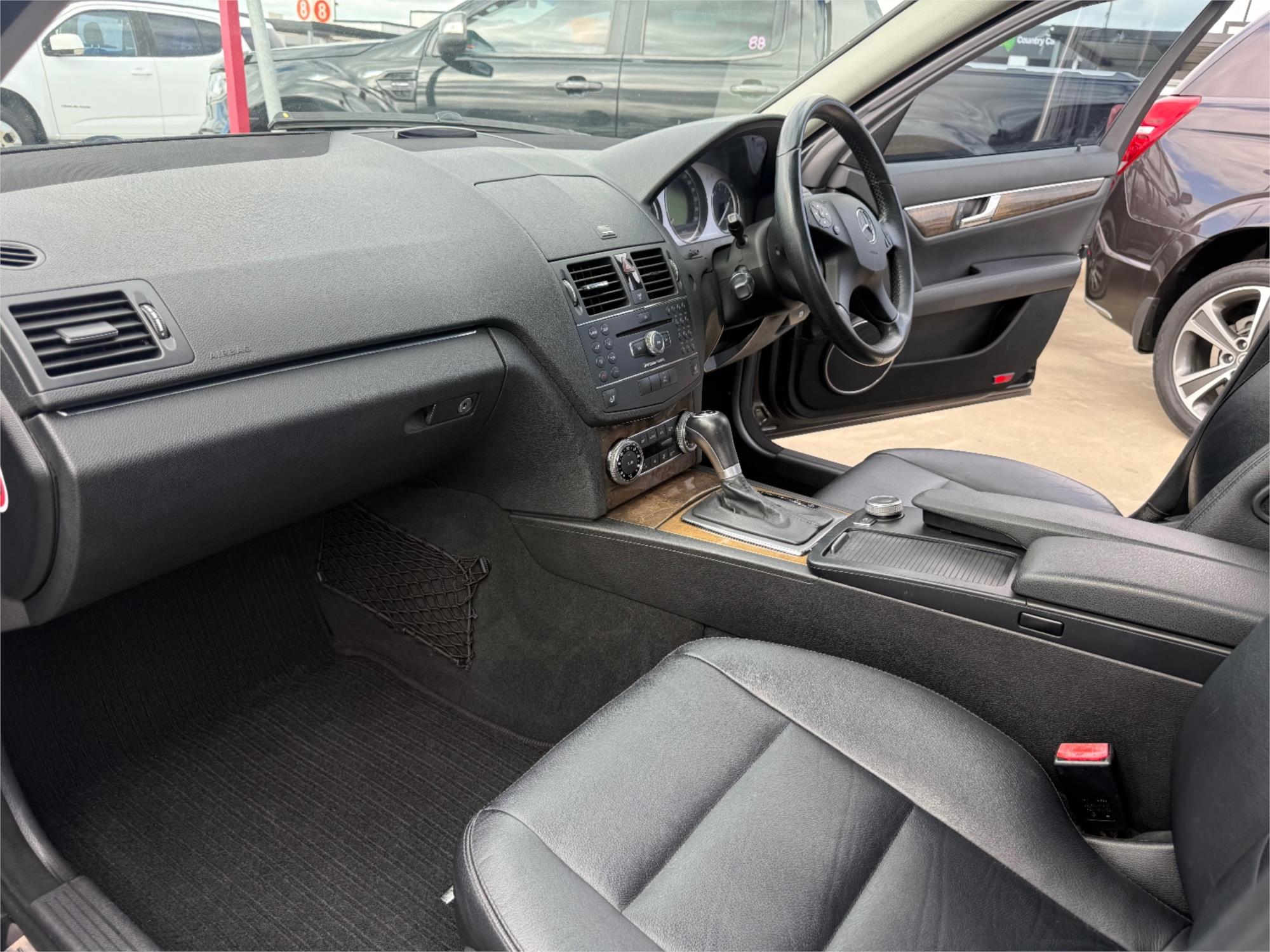 
								2007 MERCEDES-BENZ C200 KOMPRESSOR CLASSIC full									