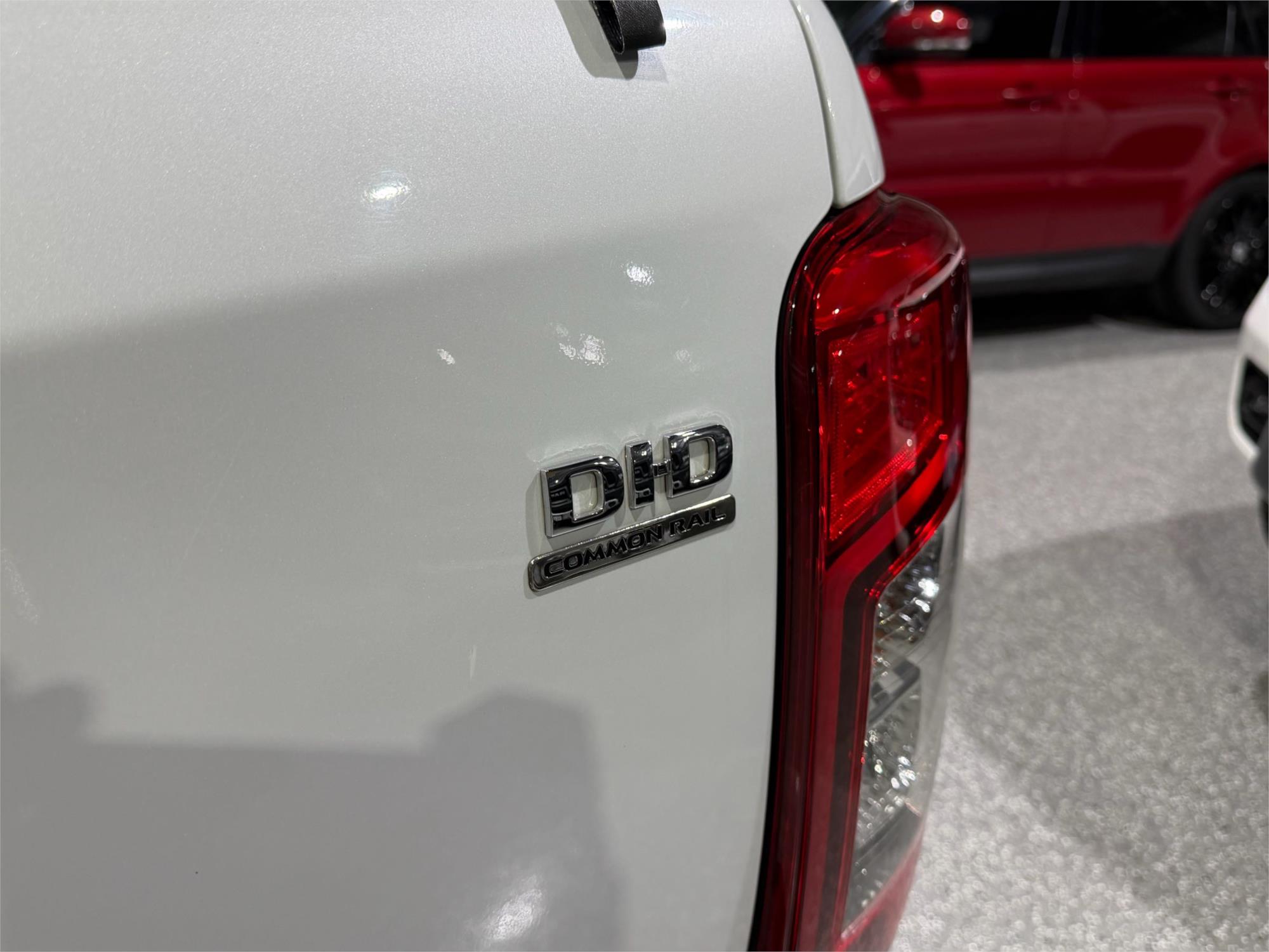 
								2021 Mitsubishi Triton GLS full									