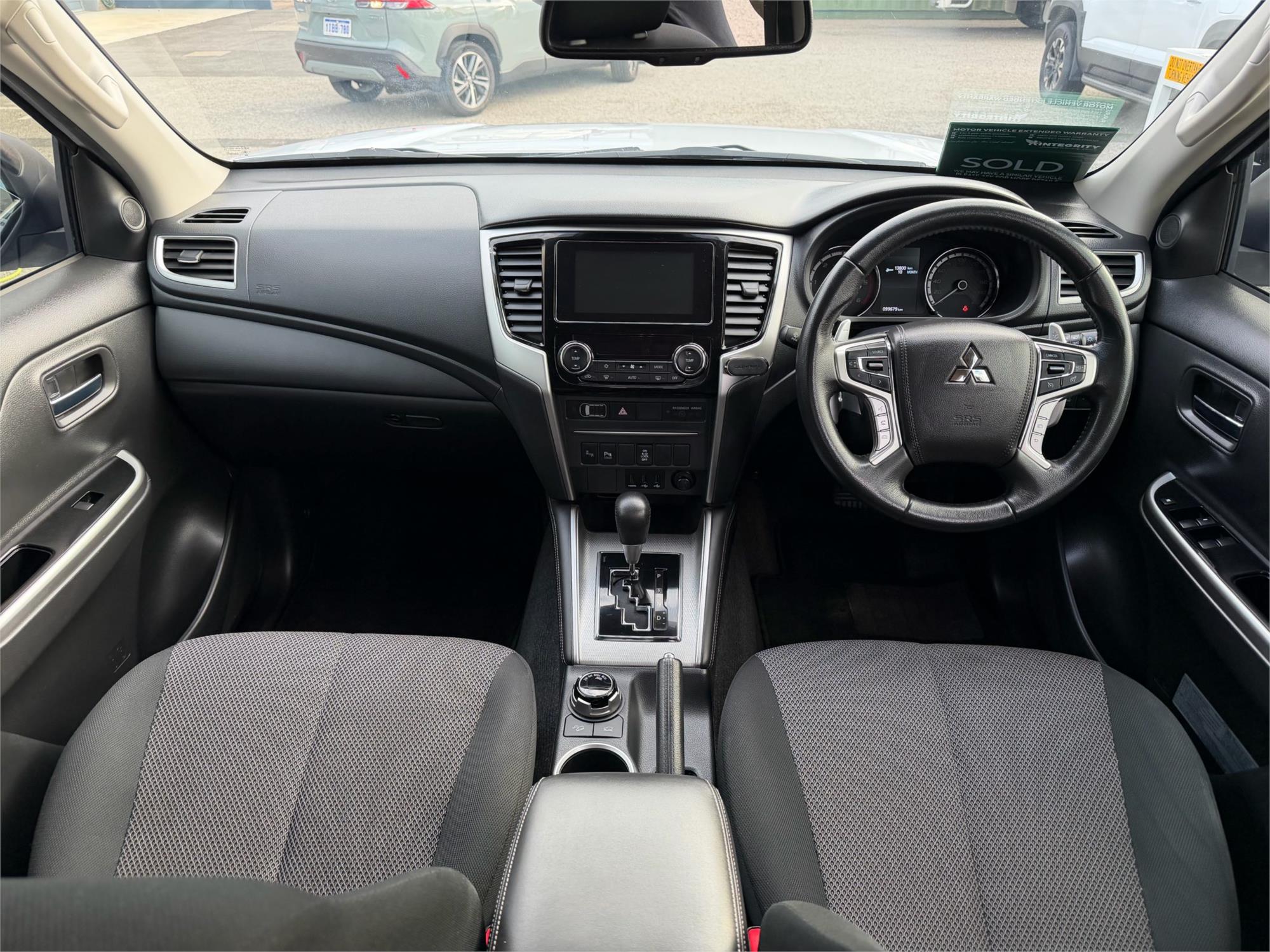 
								2021 Mitsubishi Triton GLS full									