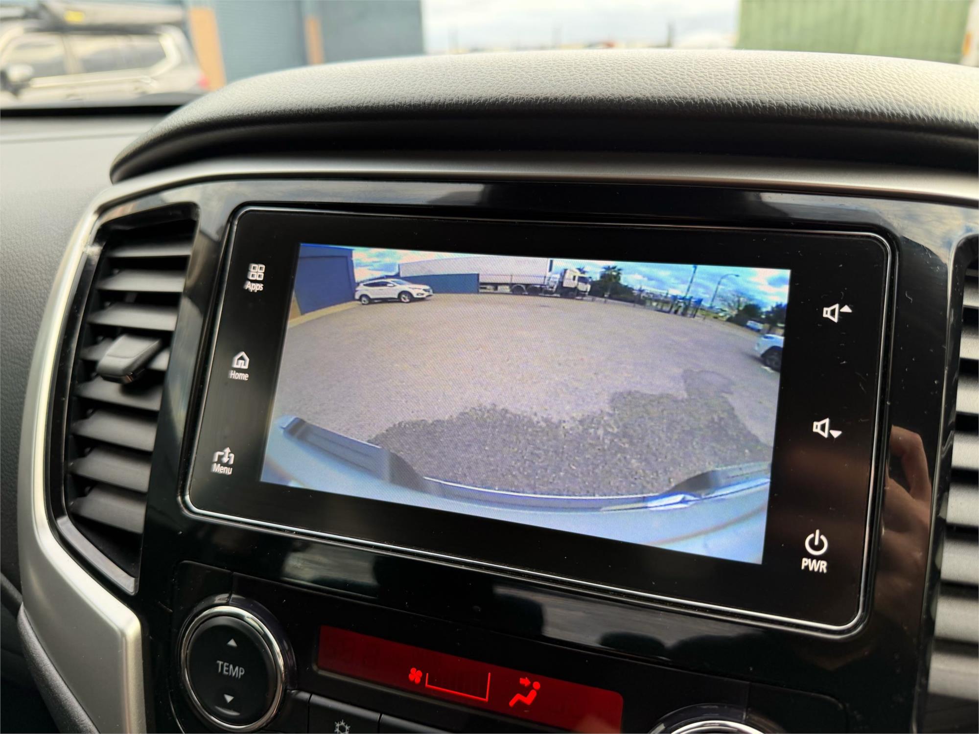 
								2021 Mitsubishi Triton GLS full									