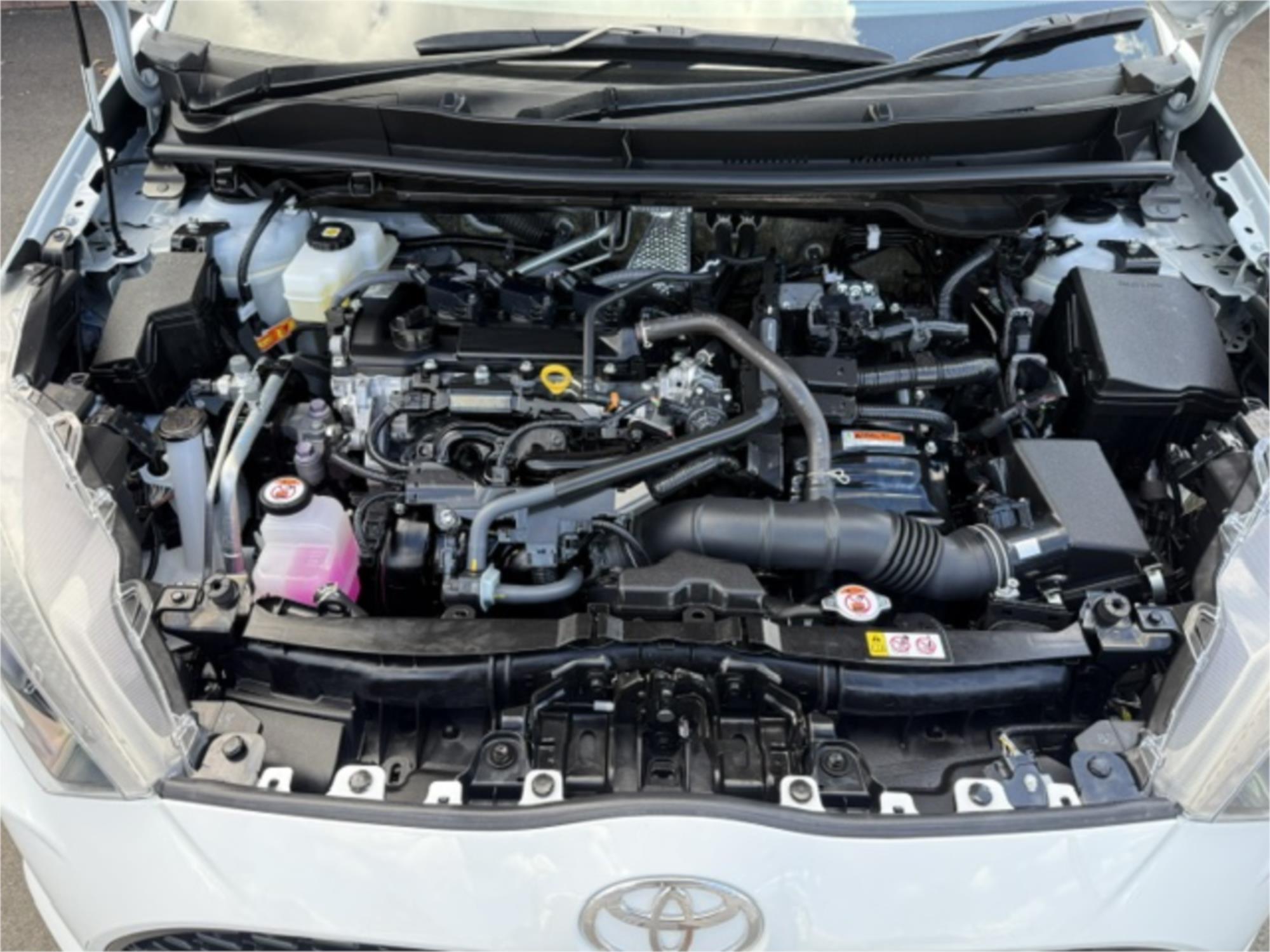 
								2025 TOYOTA YARIS ASCENT SPORT full									