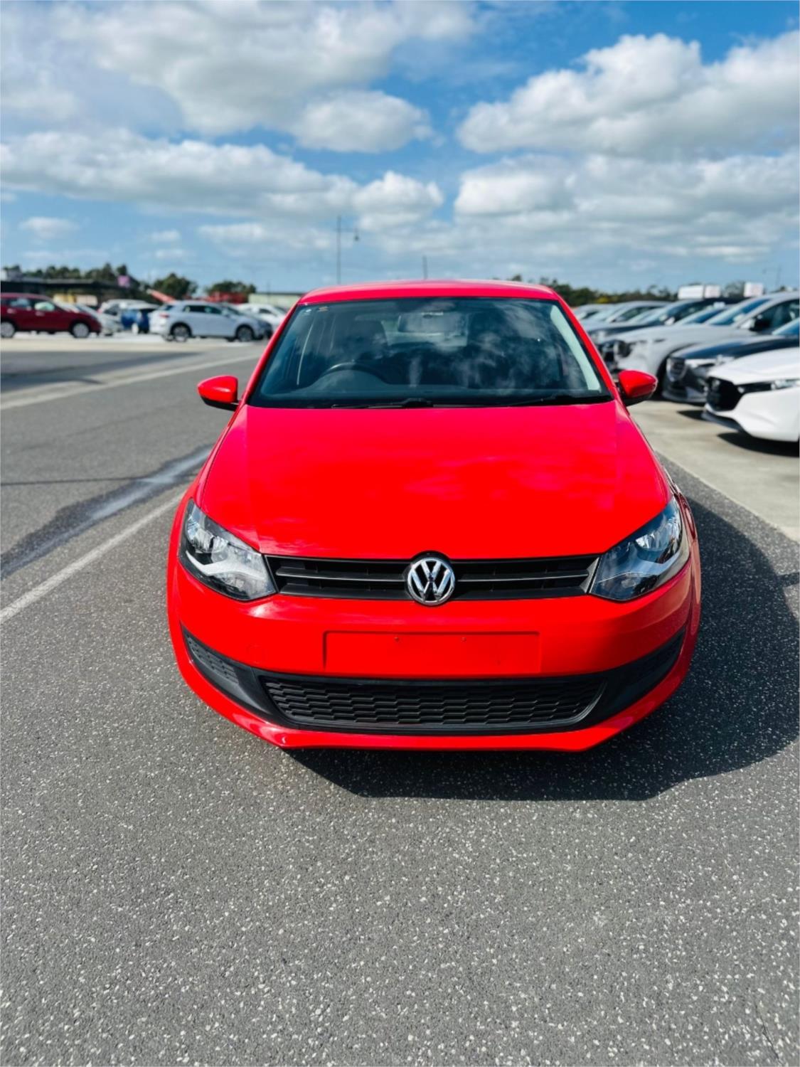 
								2010 VOLKSWAGEN POLO 77 TSI COMFORTLINE full									