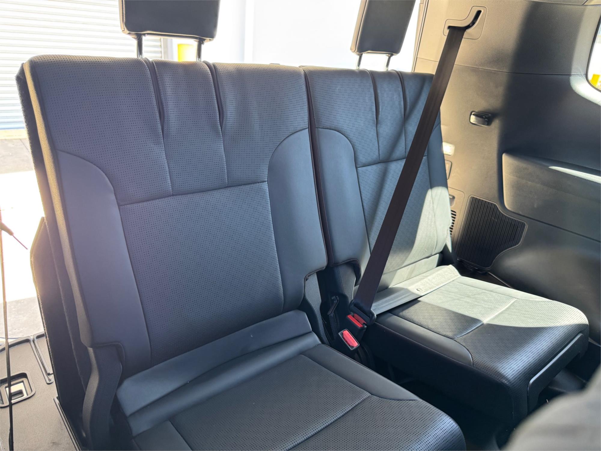 
								2022 Toyota Landcruiser Sahara full									