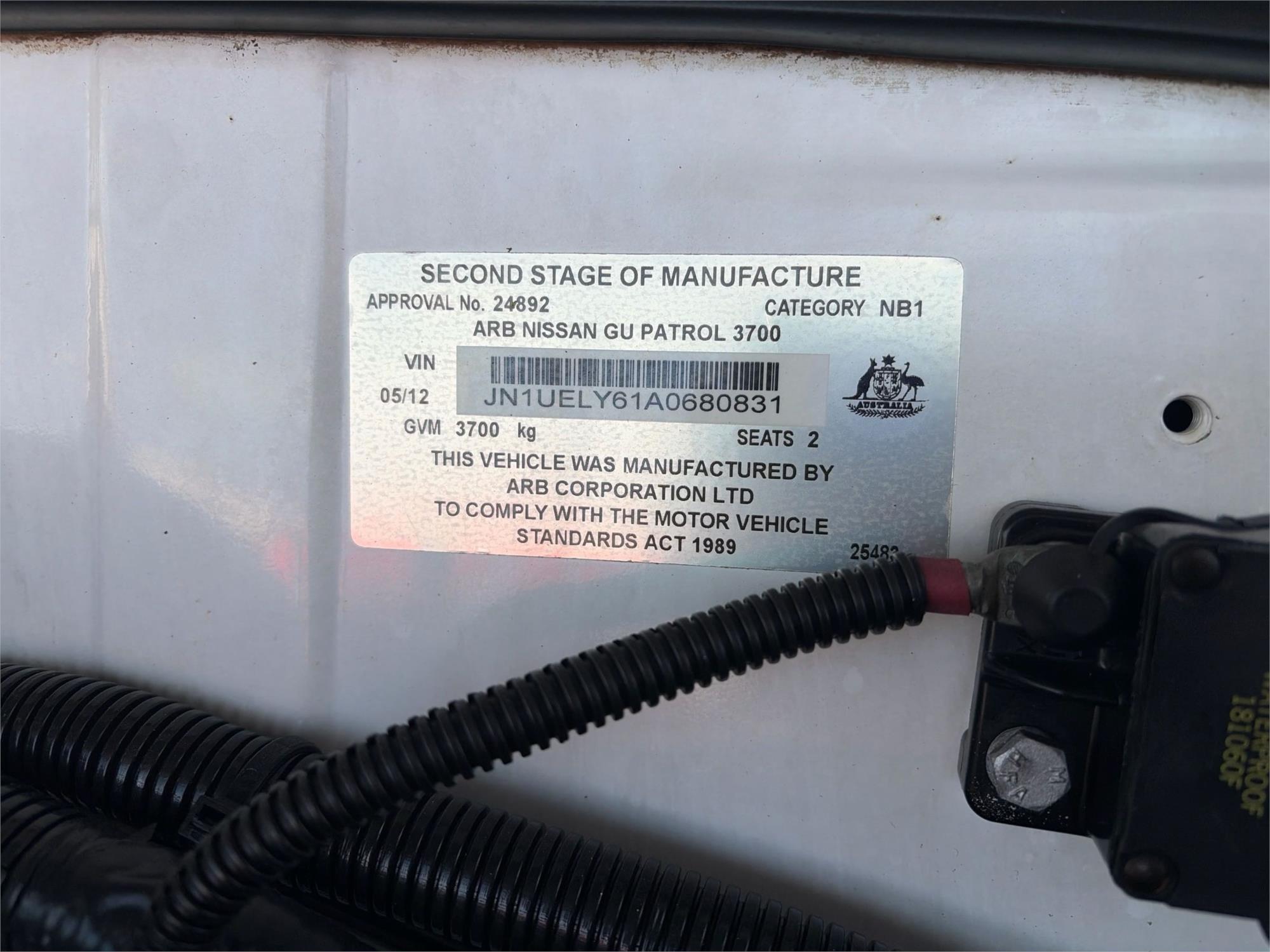 
								2012 Nissan Patrol DX full									
