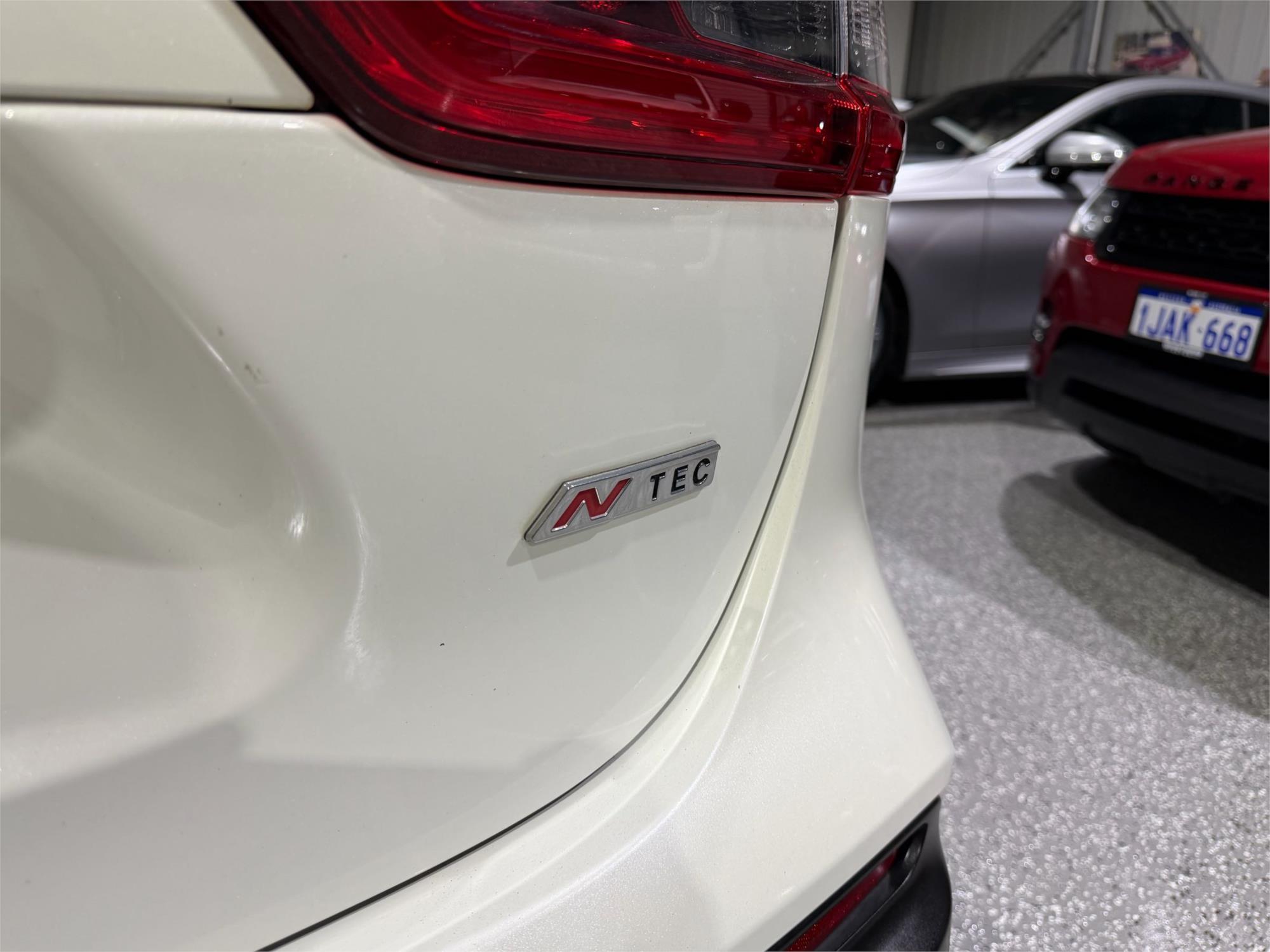 
								2018 Nissan QASHQAI N-TEC full									