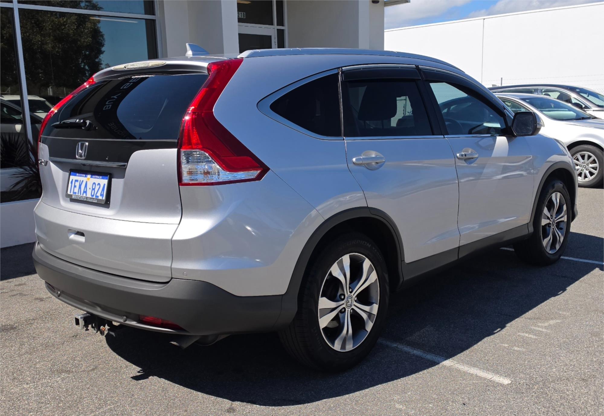 
								2013 Honda CR-V DTi-L full									