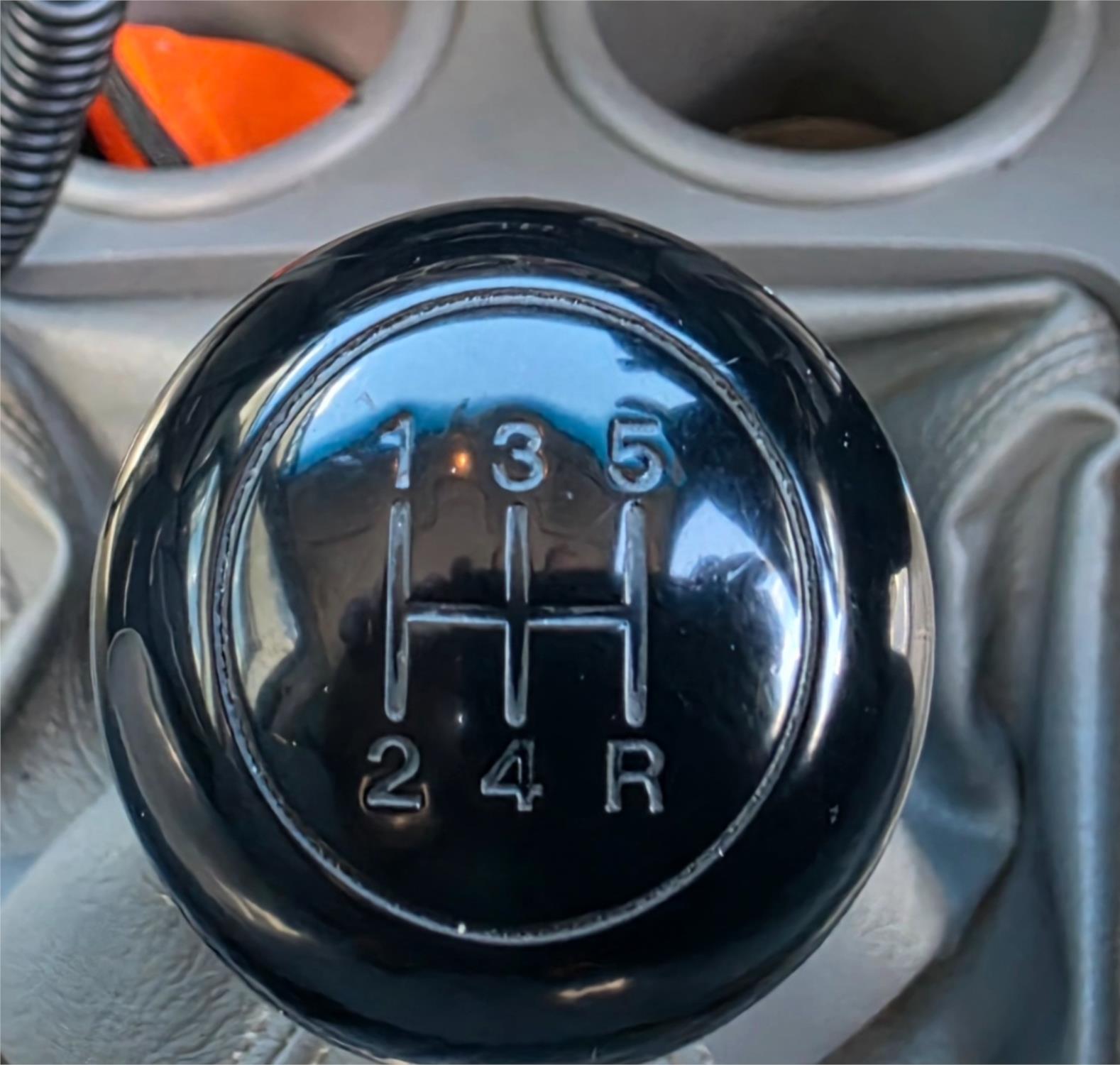 
								2009 Mazda BT-50 DX full									