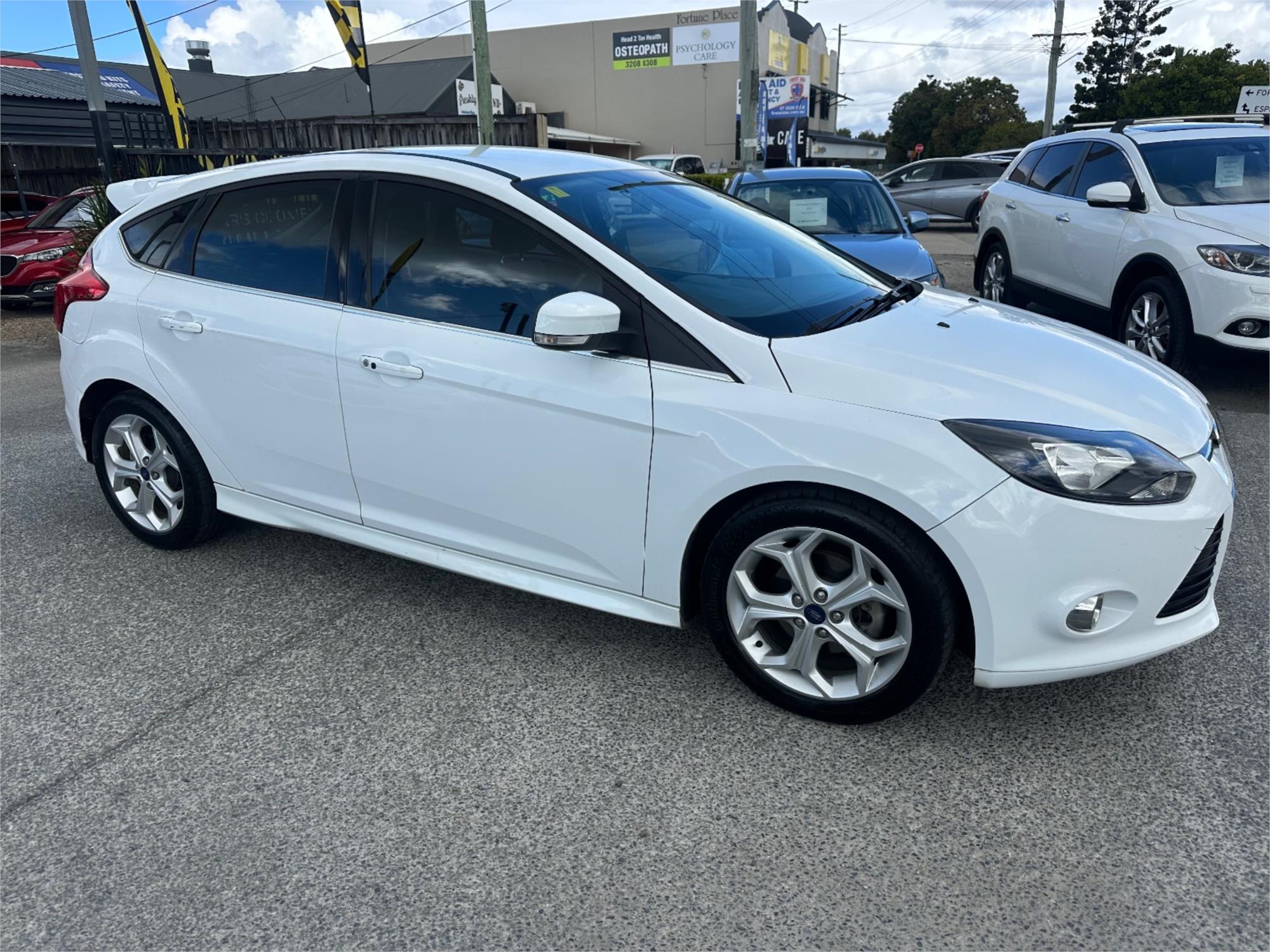 
								2015 Ford Focus Sport full									