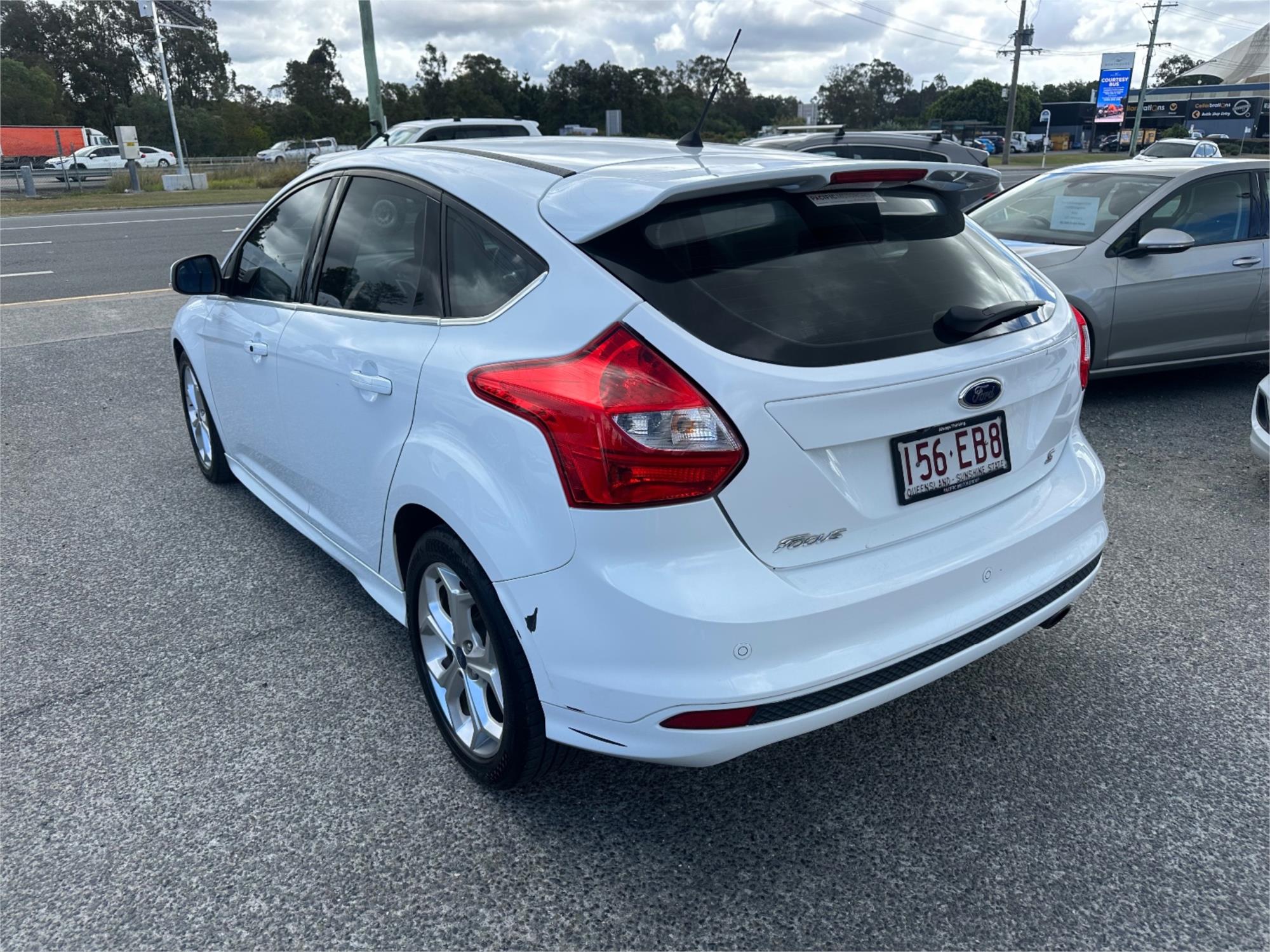 
								2015 Ford Focus Sport full									