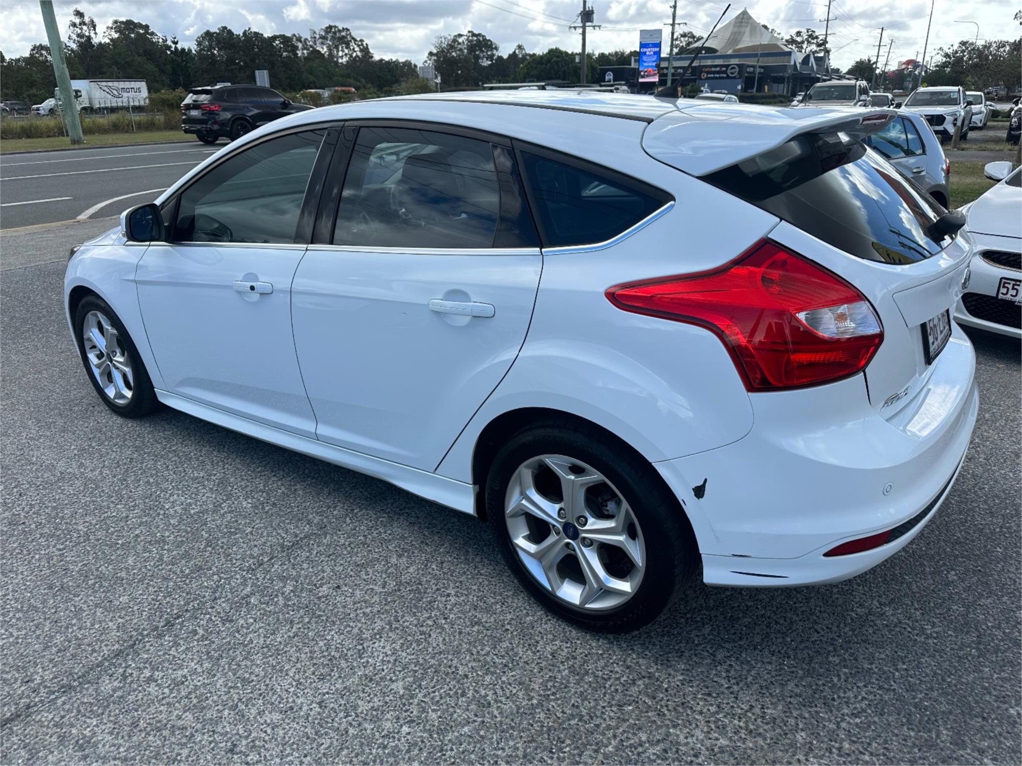 
								2015 Ford Focus Sport full									