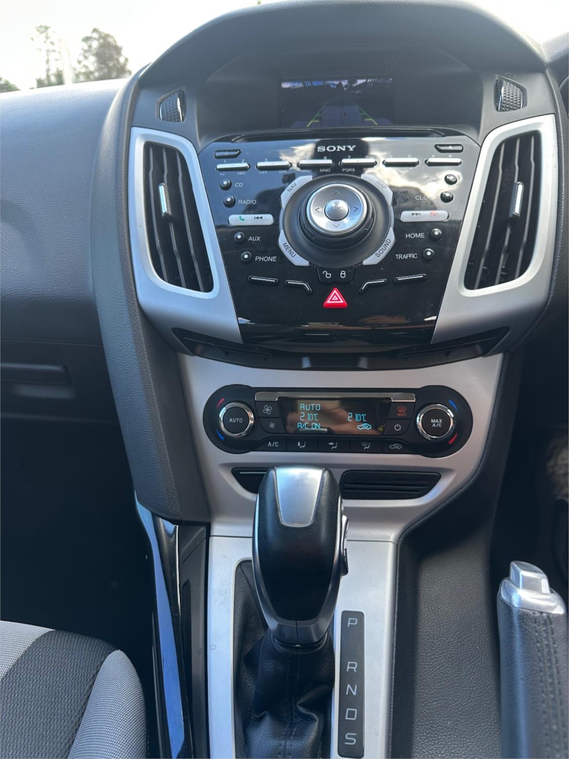 
								2015 Ford Focus Sport full									