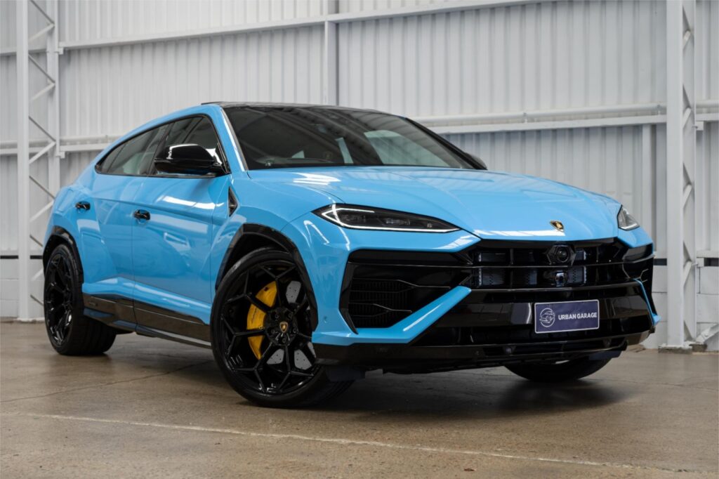 2025 LAMBORGHINI URUS SE