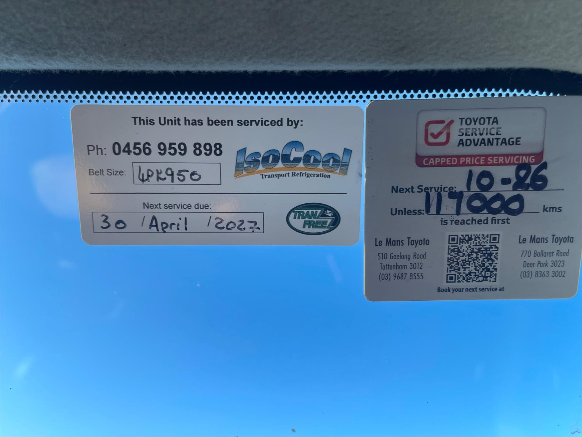 
								2021 Toyota Hiace full									