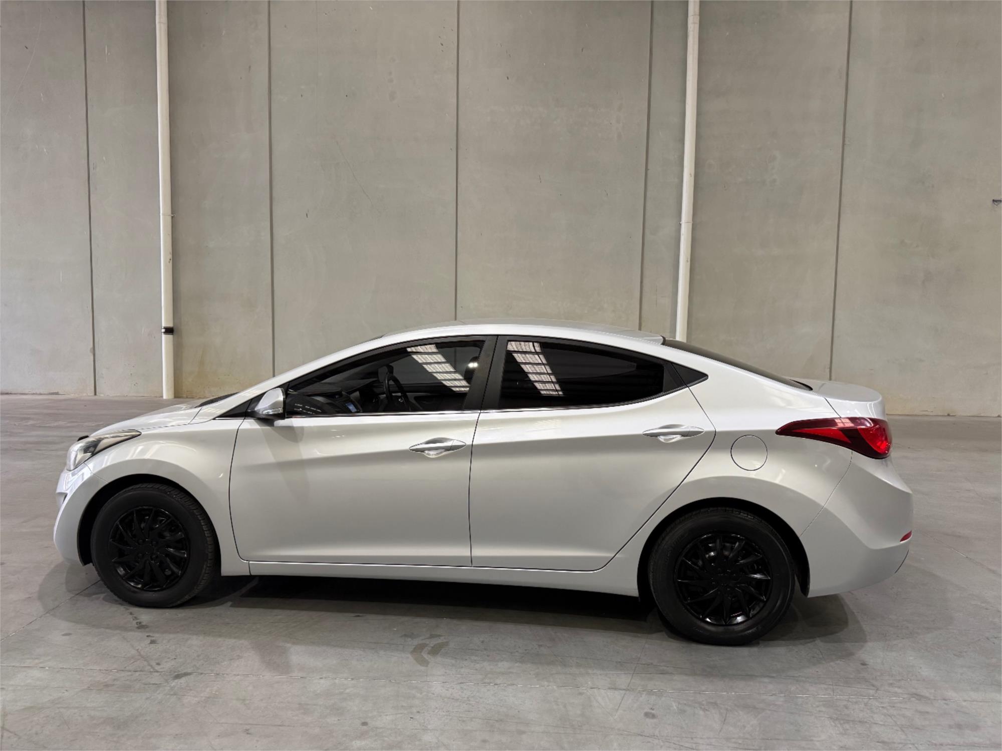 
								2013 HYUNDAI ELANTRA ACTIVE full									