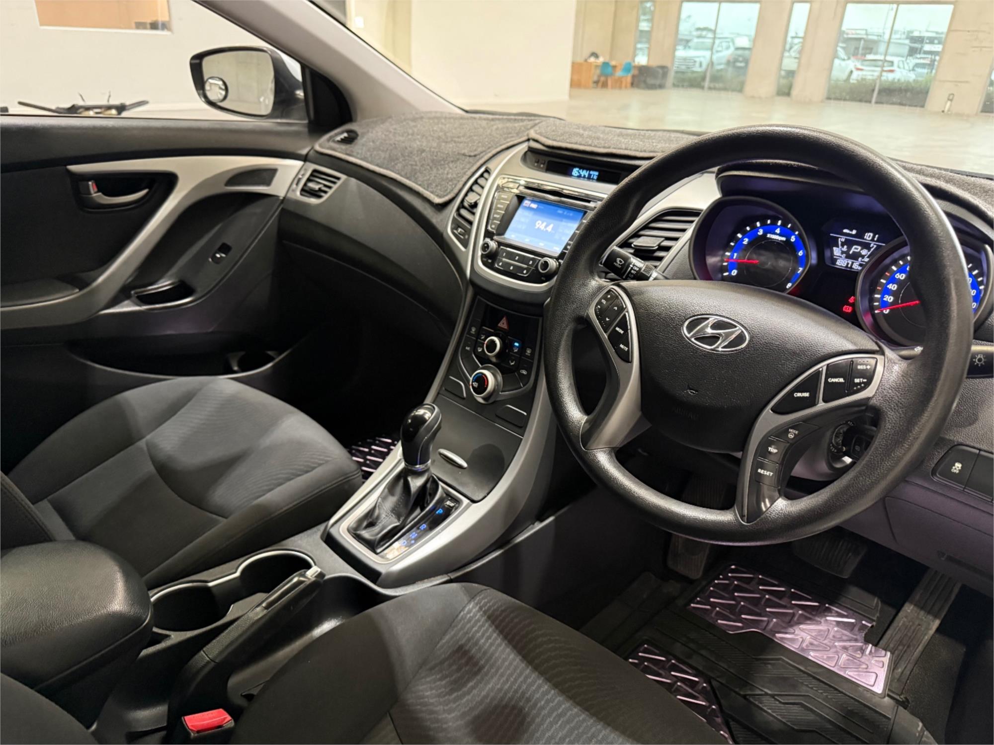 
								2013 HYUNDAI ELANTRA ACTIVE full									