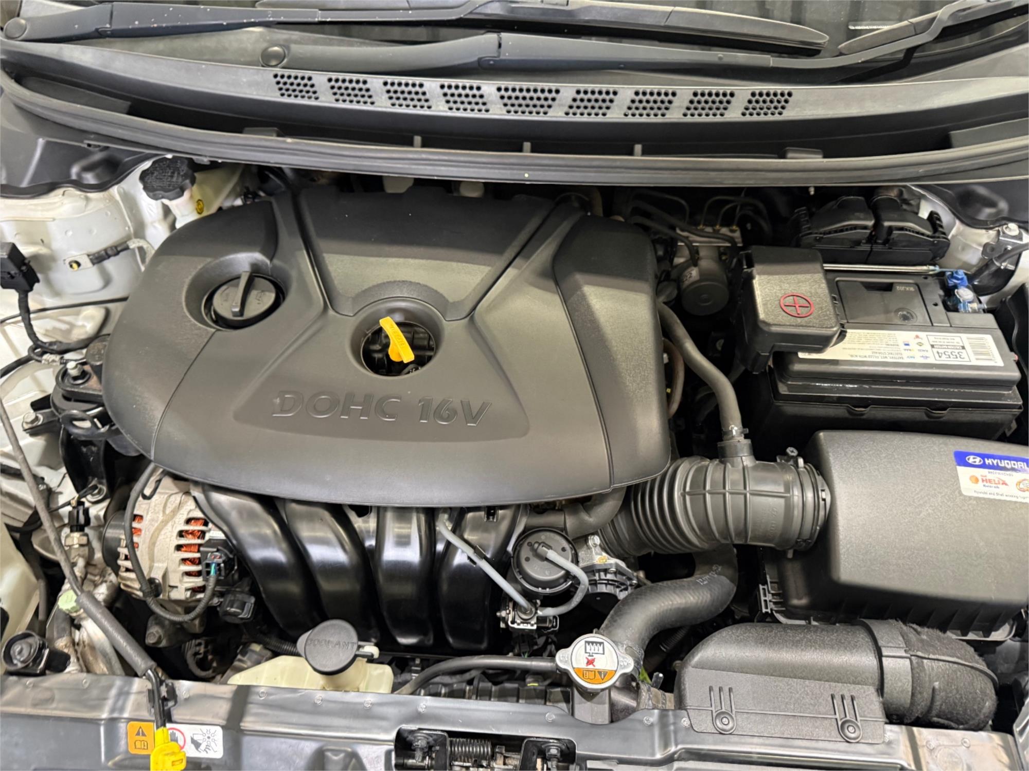 
								2013 HYUNDAI ELANTRA ACTIVE full									