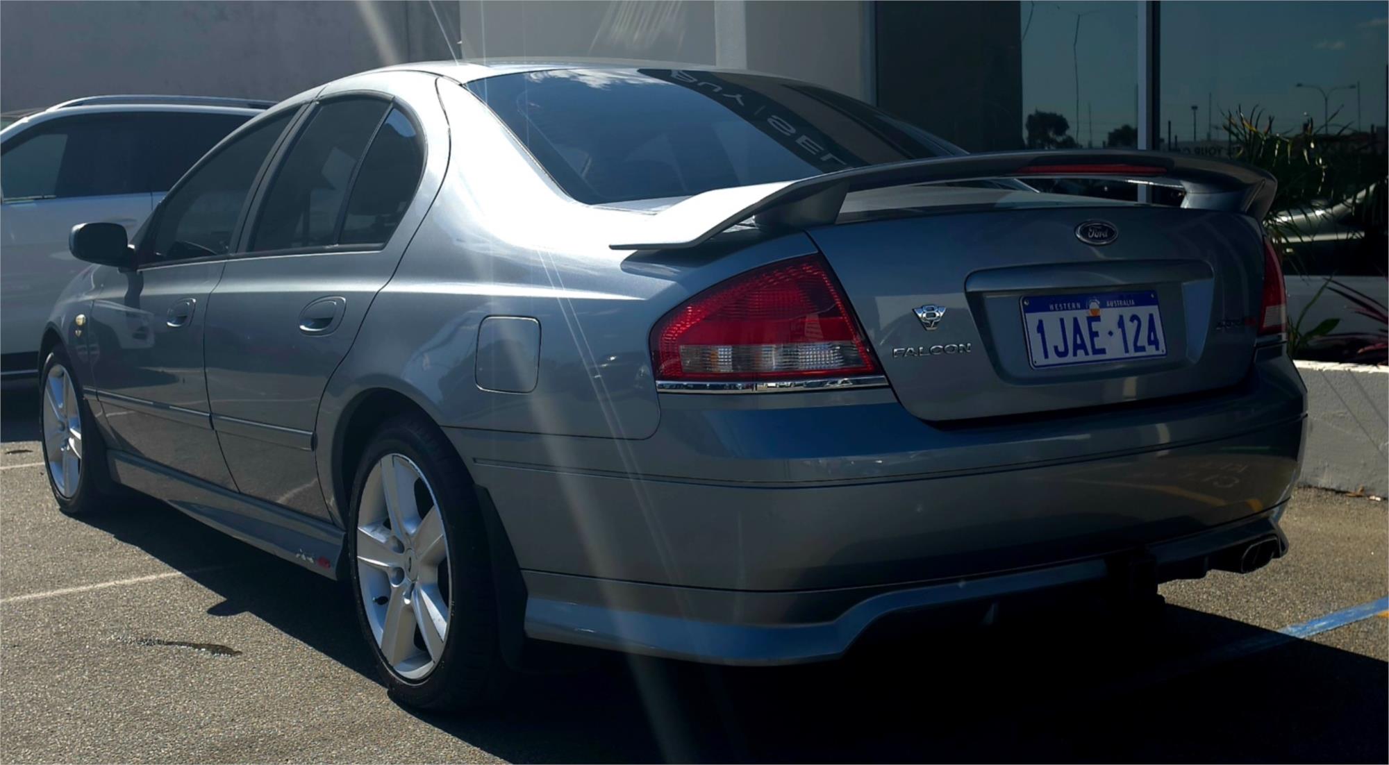 
								2004 Ford Falcon XR8 full									