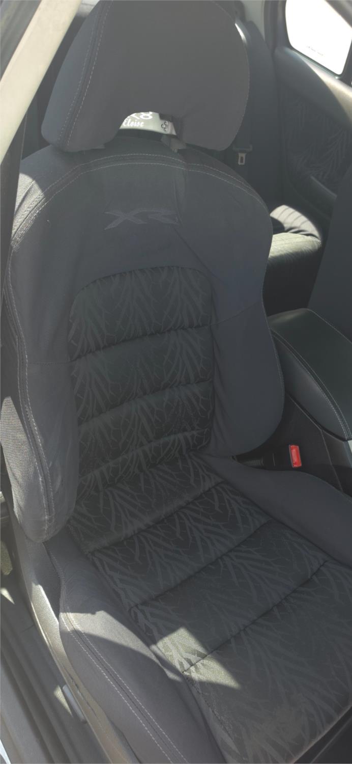 
								2004 Ford Falcon XR8 full									
