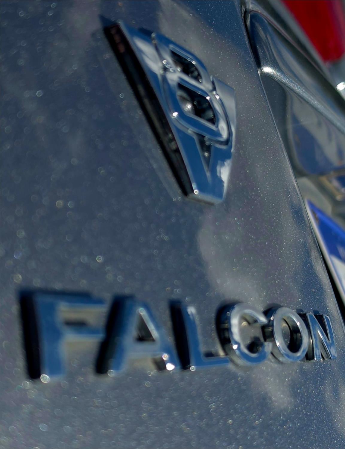 
								2004 Ford Falcon XR8 full									