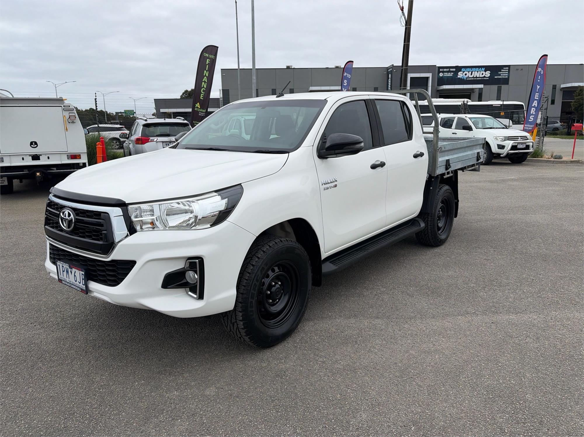 
								2019 Toyota Hilux SR full									