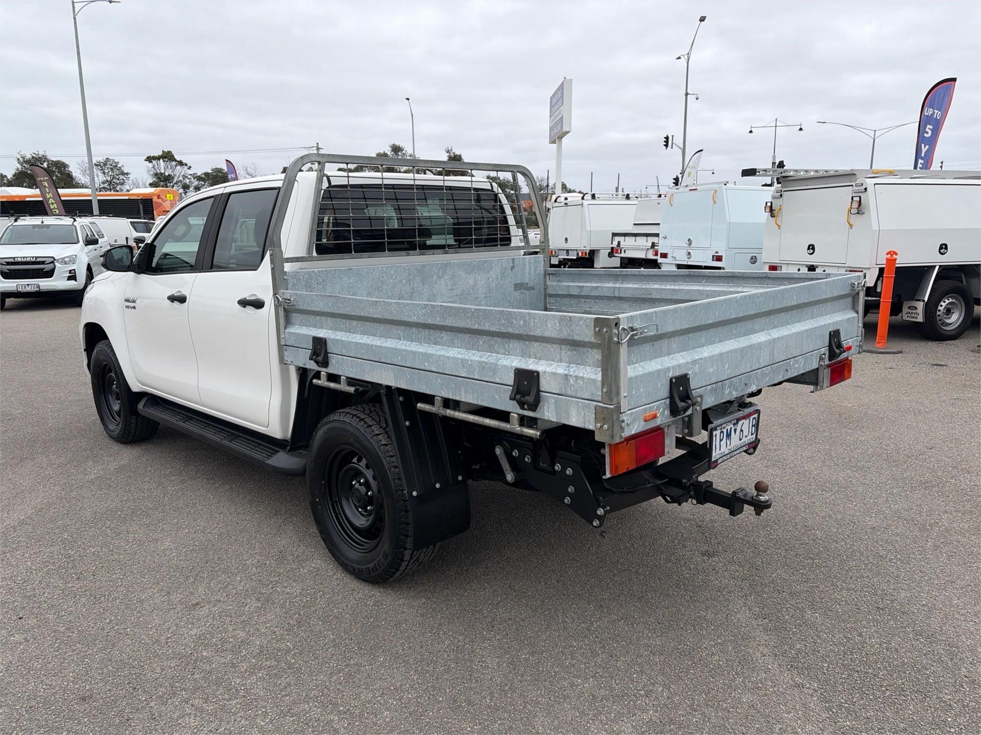 
								2019 Toyota Hilux SR full									