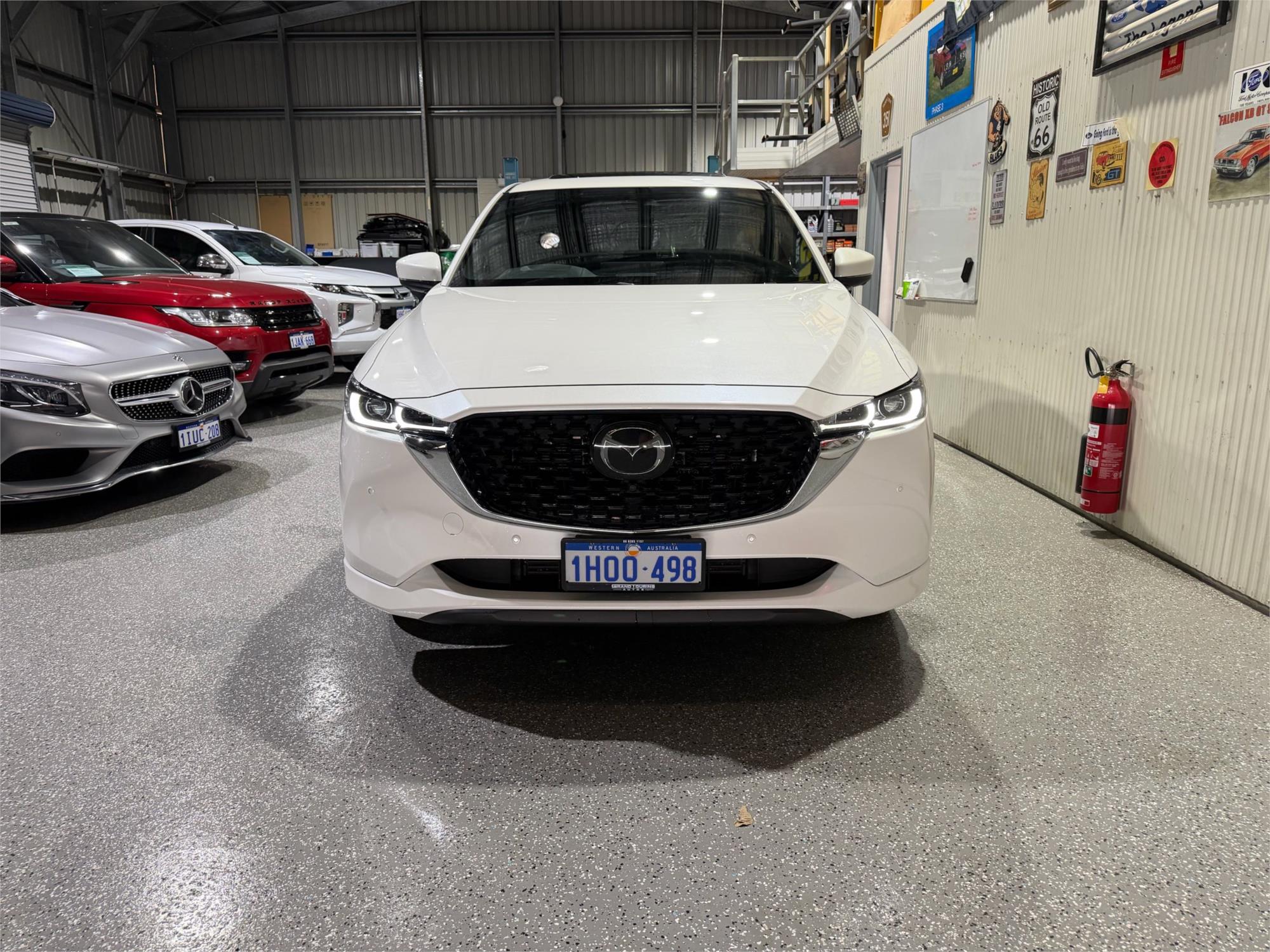 
								2022 Mazda CX-5 Akera full									